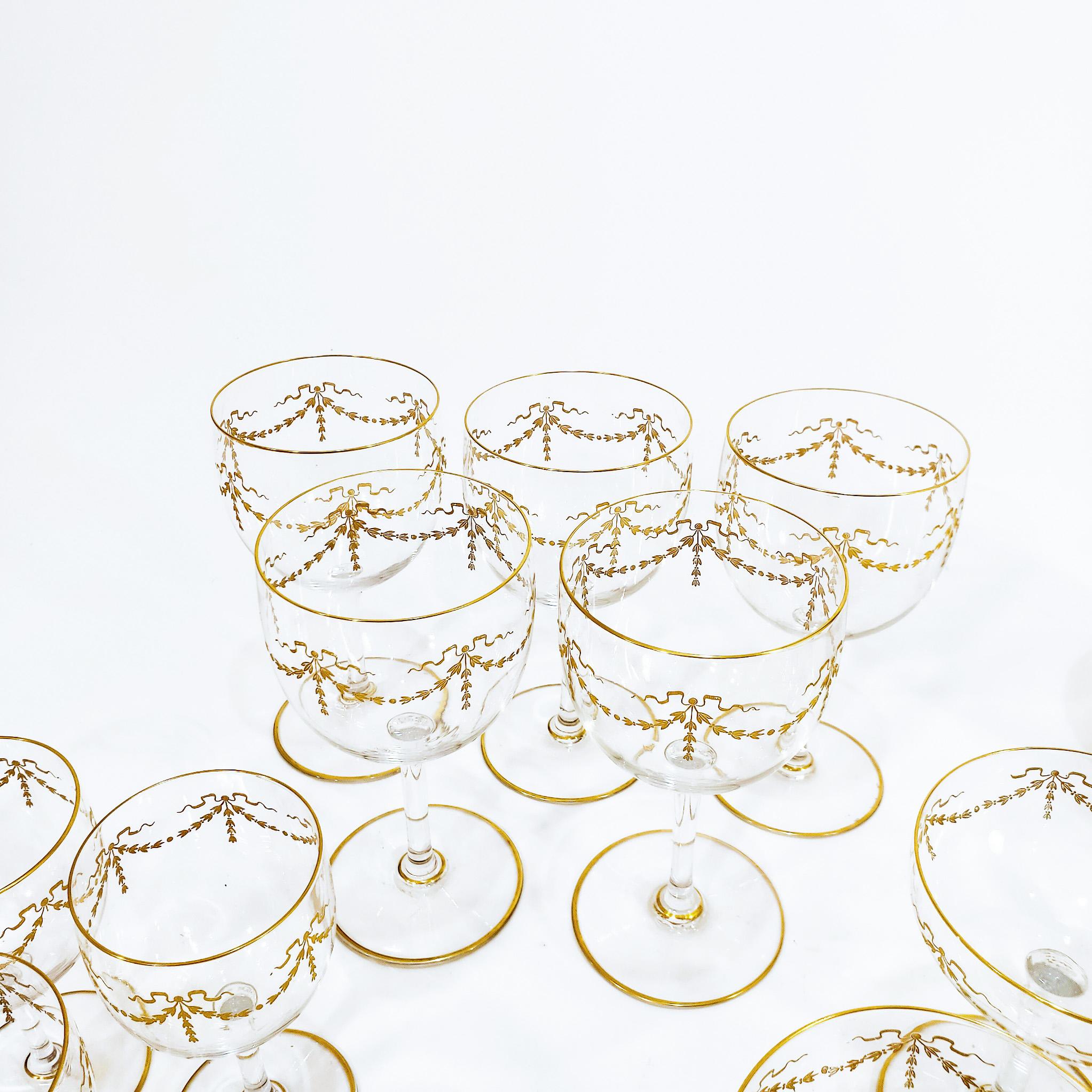 Baccarat. Verrerie de 43 pièces de style Louis XVI, France, milieu du 19e siècle Excellent état - En vente à SANT ADRIÀ DE BESÒS, ES