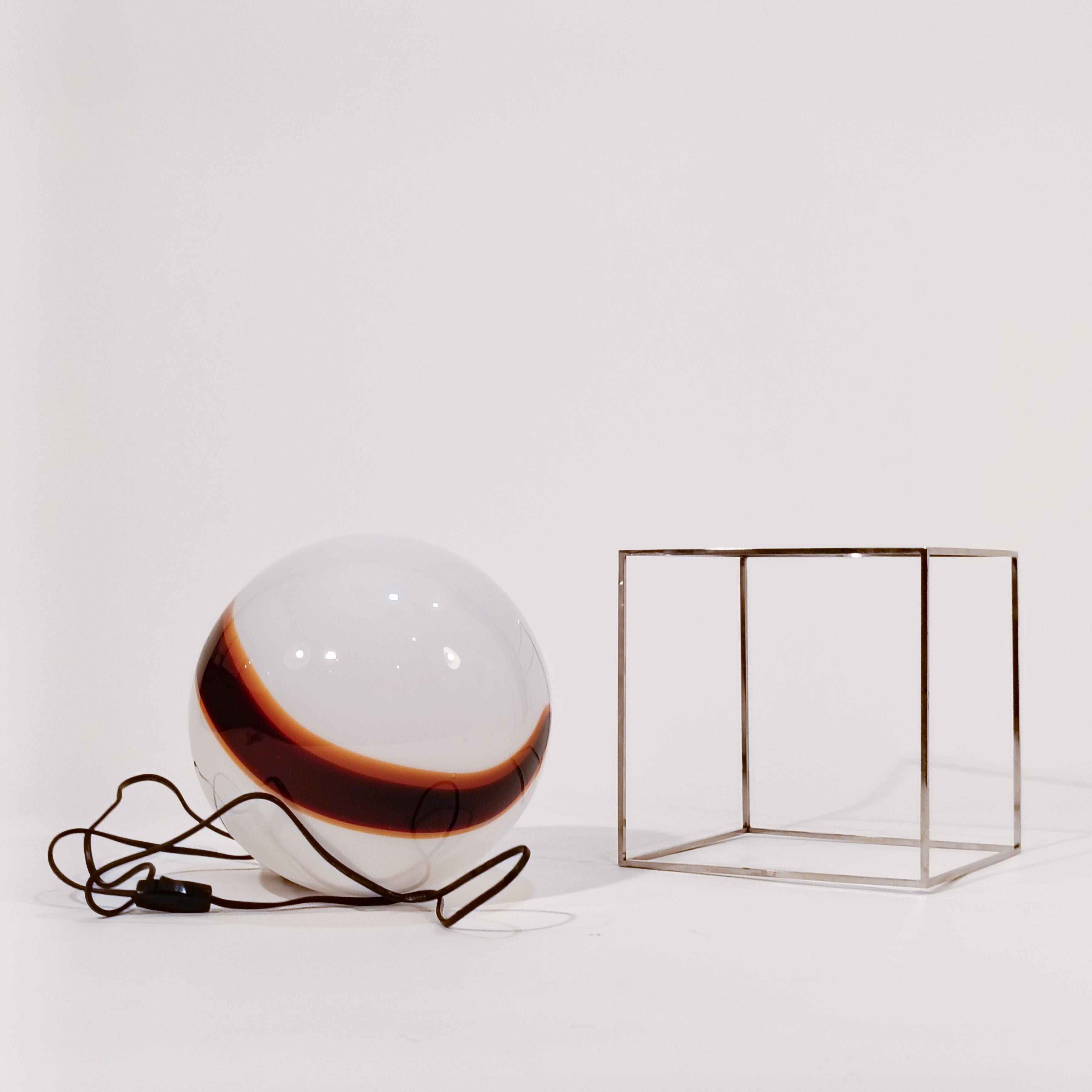 L'âge de l'espace. Lampe de table ou lampadaire en murano et acier, Italie, années 1970 en vente 2