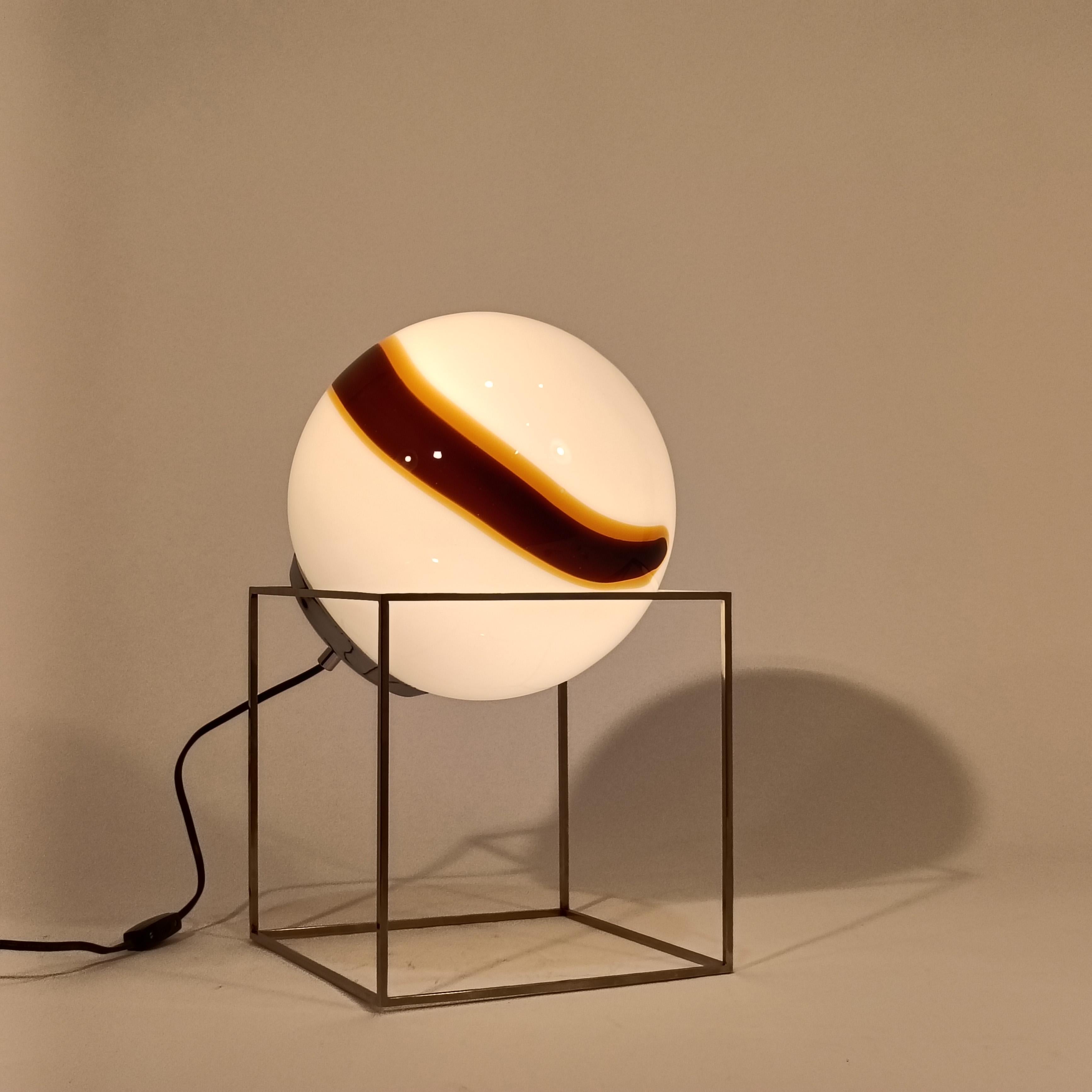 L'âge de l'espace. Lampe de table ou lampadaire en murano et acier, Italie, années 1970 en vente 4
