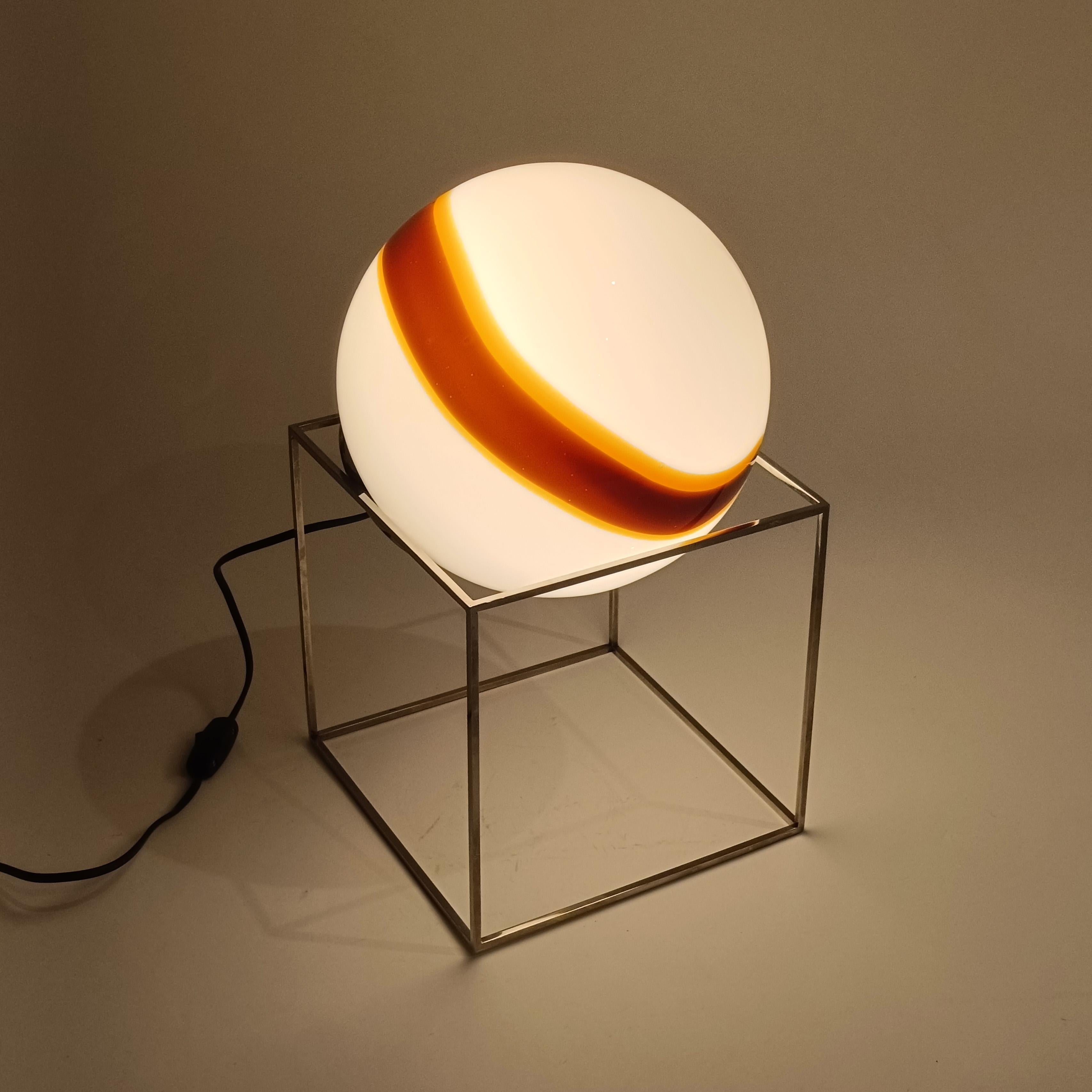 L'âge de l'espace. Lampe de table ou lampadaire en murano et acier, Italie, années 1970 en vente 5