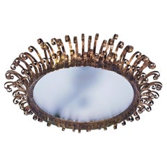 Lámpara empotrada de hierro forjado dorado, de estilo Tudor y neogótico, de Ferro Art, España, década de 1940