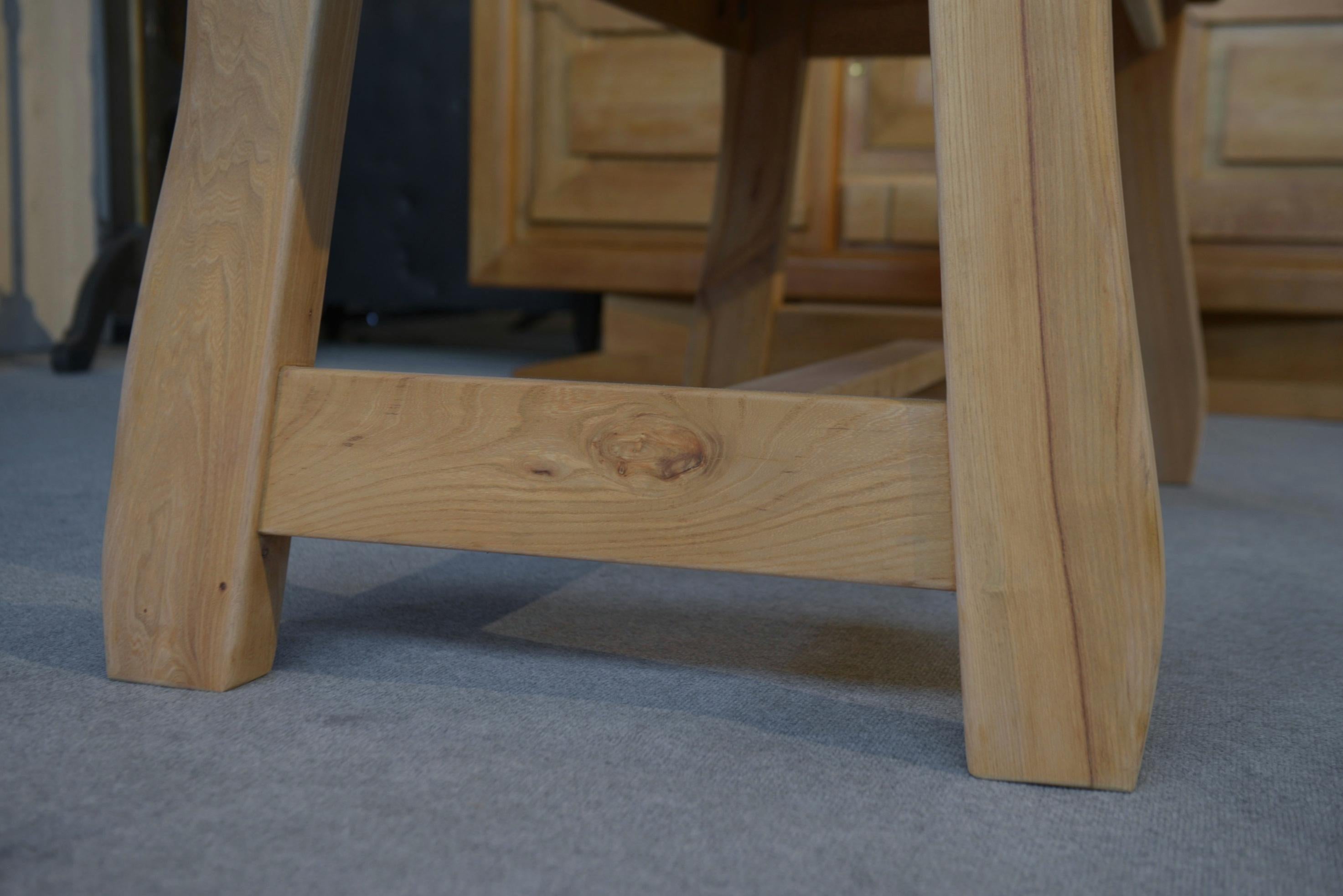Orme Table de la salle à manger en orme 1960's en vente