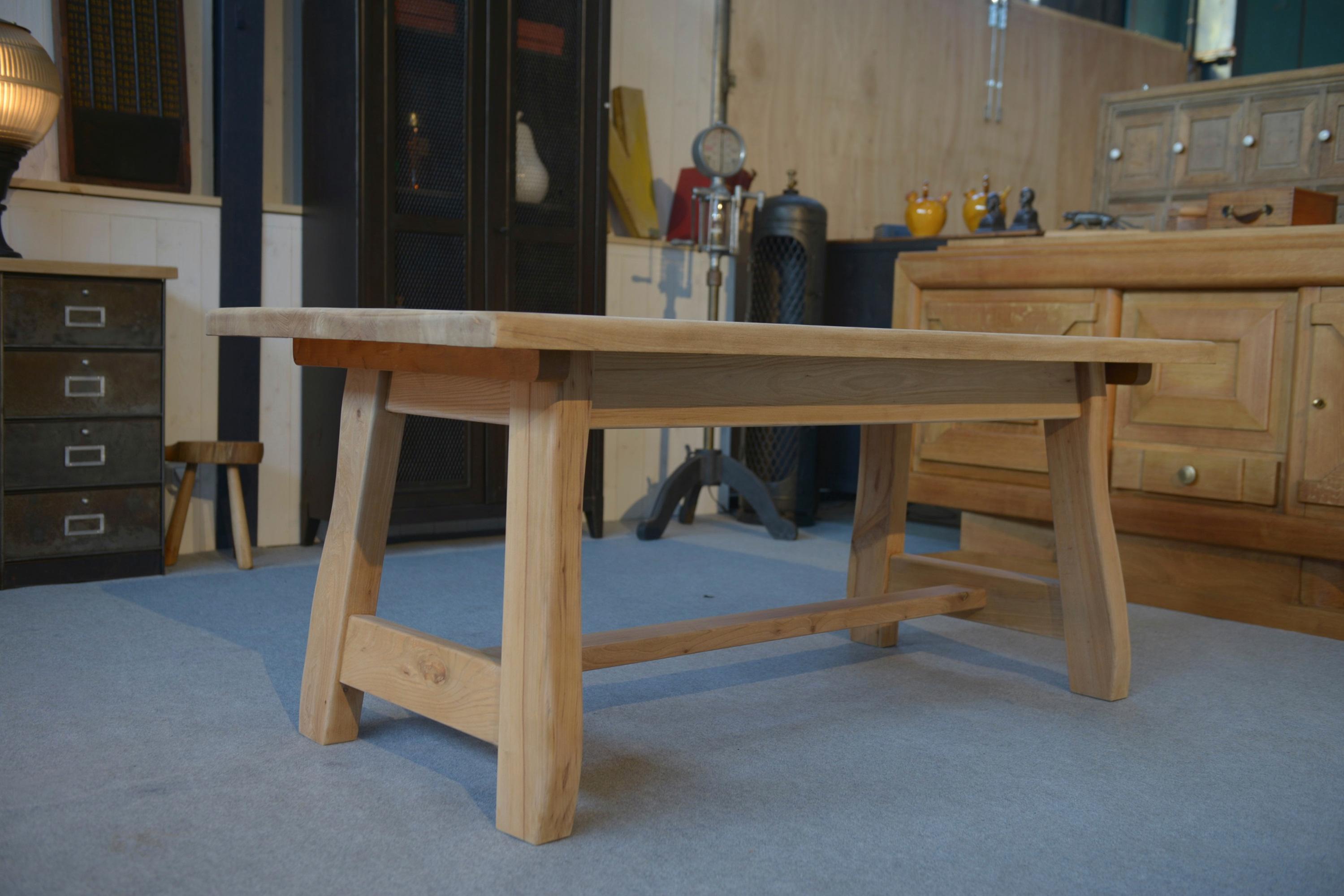 Table de la salle à manger en orme 1960's Bon état - En vente à TOURCOING, FR