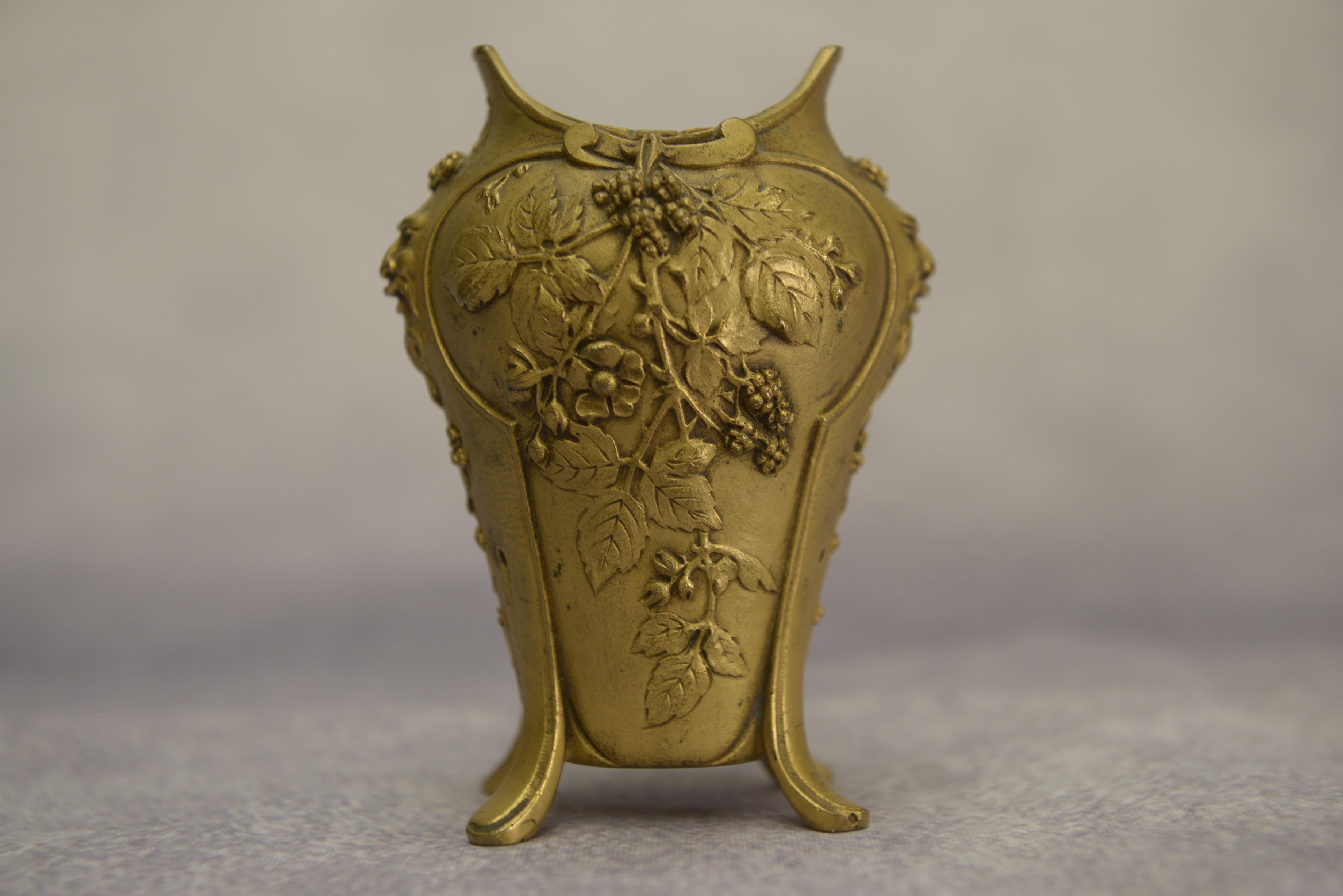 Vase en bronze Art Nouveau par LOUCHET Ciseleur - 1900s In Good Condition For Sale In TOURCOING, FR