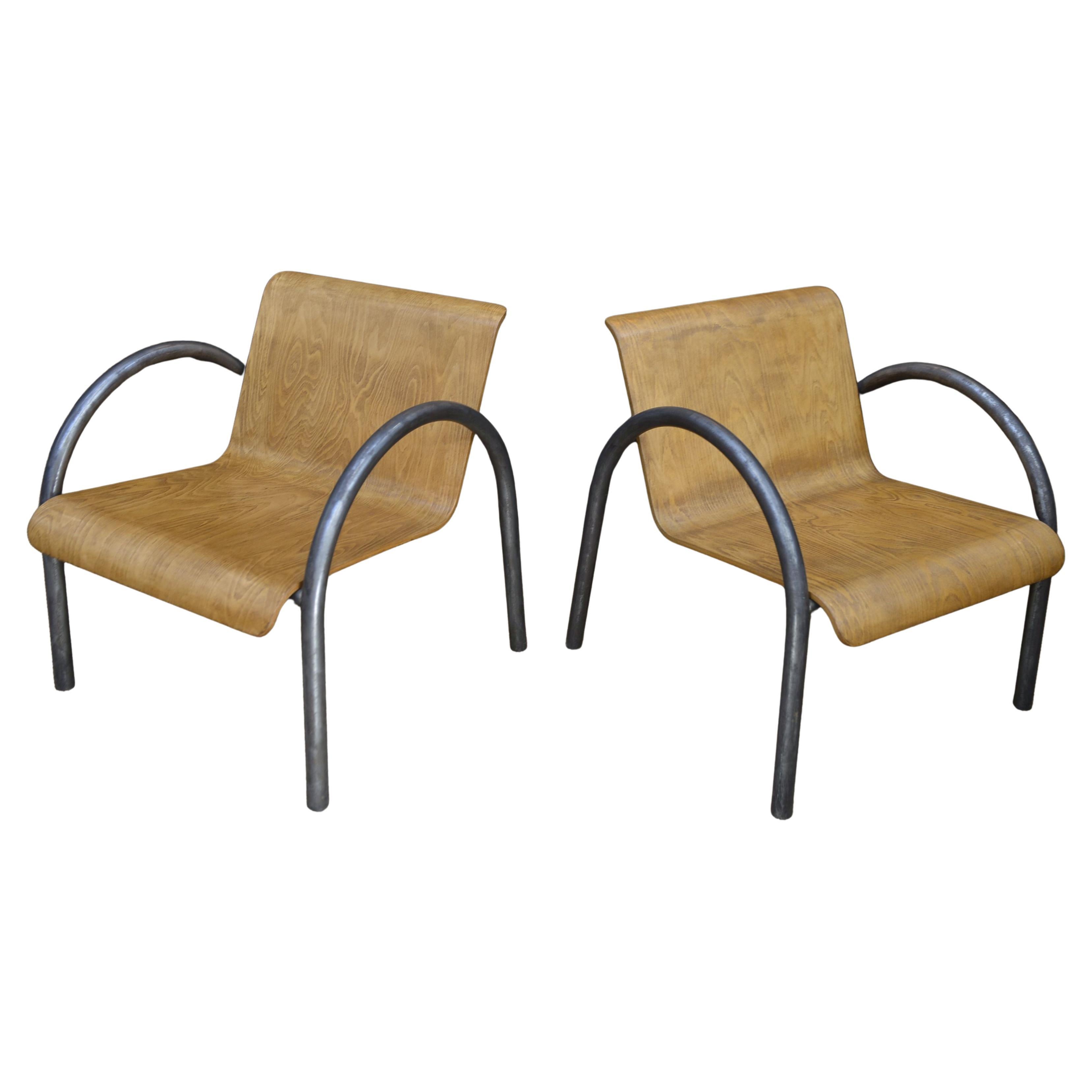 Paire de Fauteuils Design/One métal et bois 1950 en vente