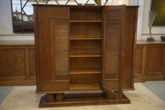 Vitrinenschrank im brutalistischen Stil aus Eiche, Charles Dudouyt, 1940er Jahre