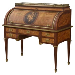 Bureau à cylindre de style Louis XVI en marqueterie époque Napoléon III
