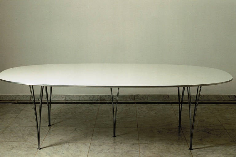 Mid-20th Century Piet Hein, Mid-Century Modern, Super Ellipse Table Manufactured by Fritz Hansen For Sale