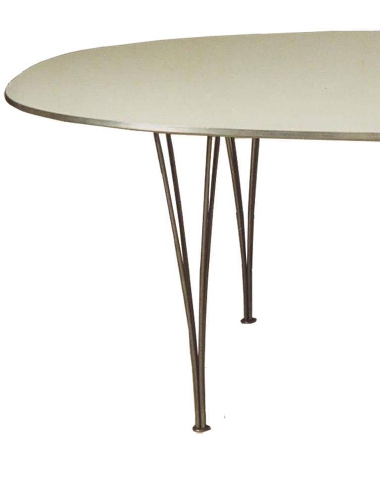 Piet Hein, Mid-Century Modern, Super Ellipse Table Manufactured by Fritz Hansen For Sale 1