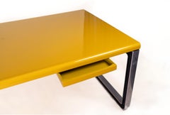 "Bureau d'écriture" par Osvaldo Borsani pour Tecno