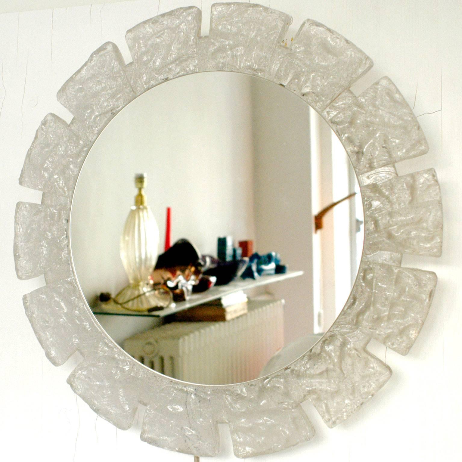 Stylish Round illuminated acrylic wall mirror in excellent condition.