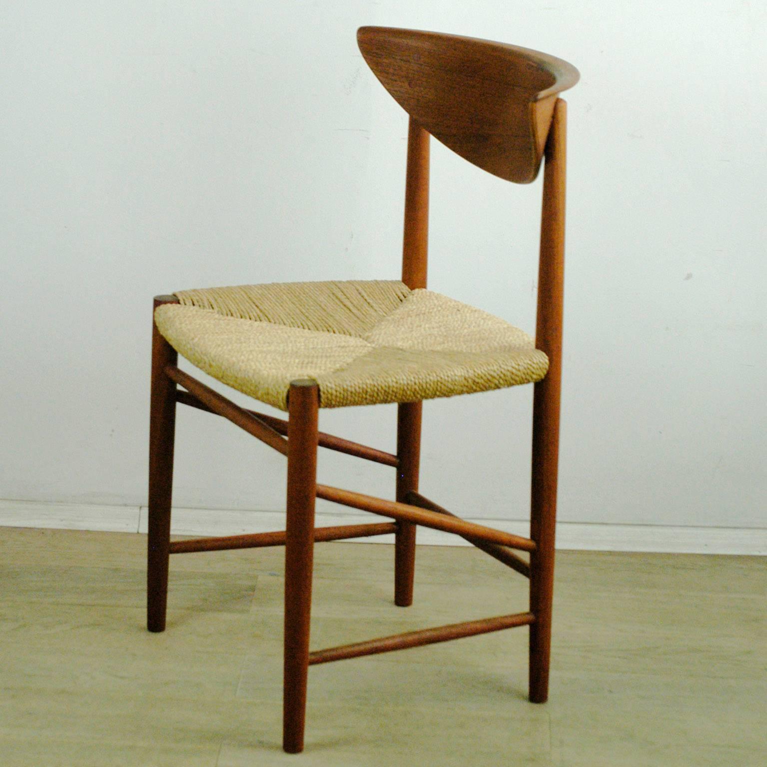 Scandinavian Modern Mod. 313 Teak Chair designed by Peter Hvidt In Excellent Condition In Vienna, AT