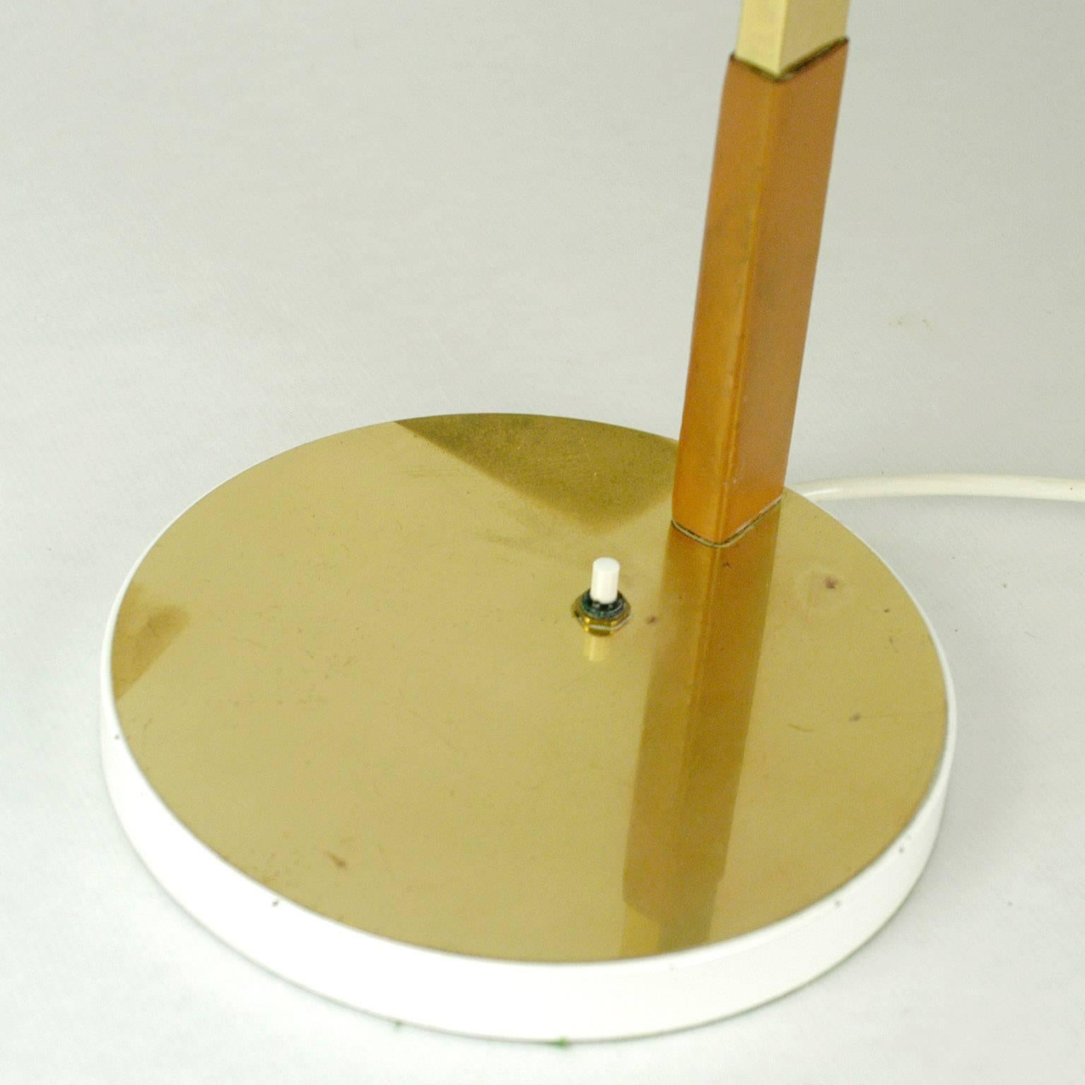Austrian Midcentury Brass Leather and White Acrylic Desk Lamp by J.T. Kalmar In Good Condition In Vienna, AT