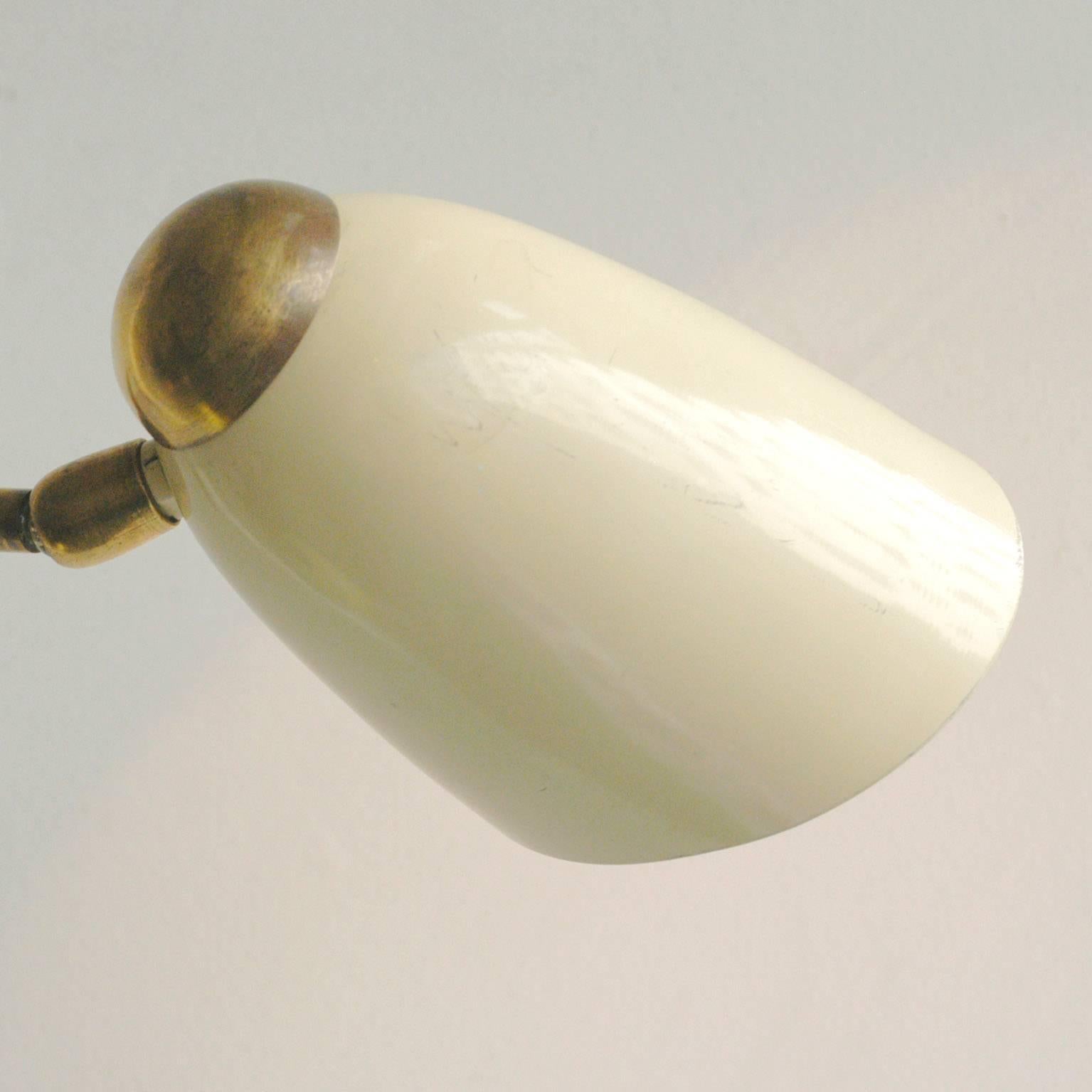 Italian Midcentury Brass Wall Light by Arteluce In Excellent Condition In Vienna, AT