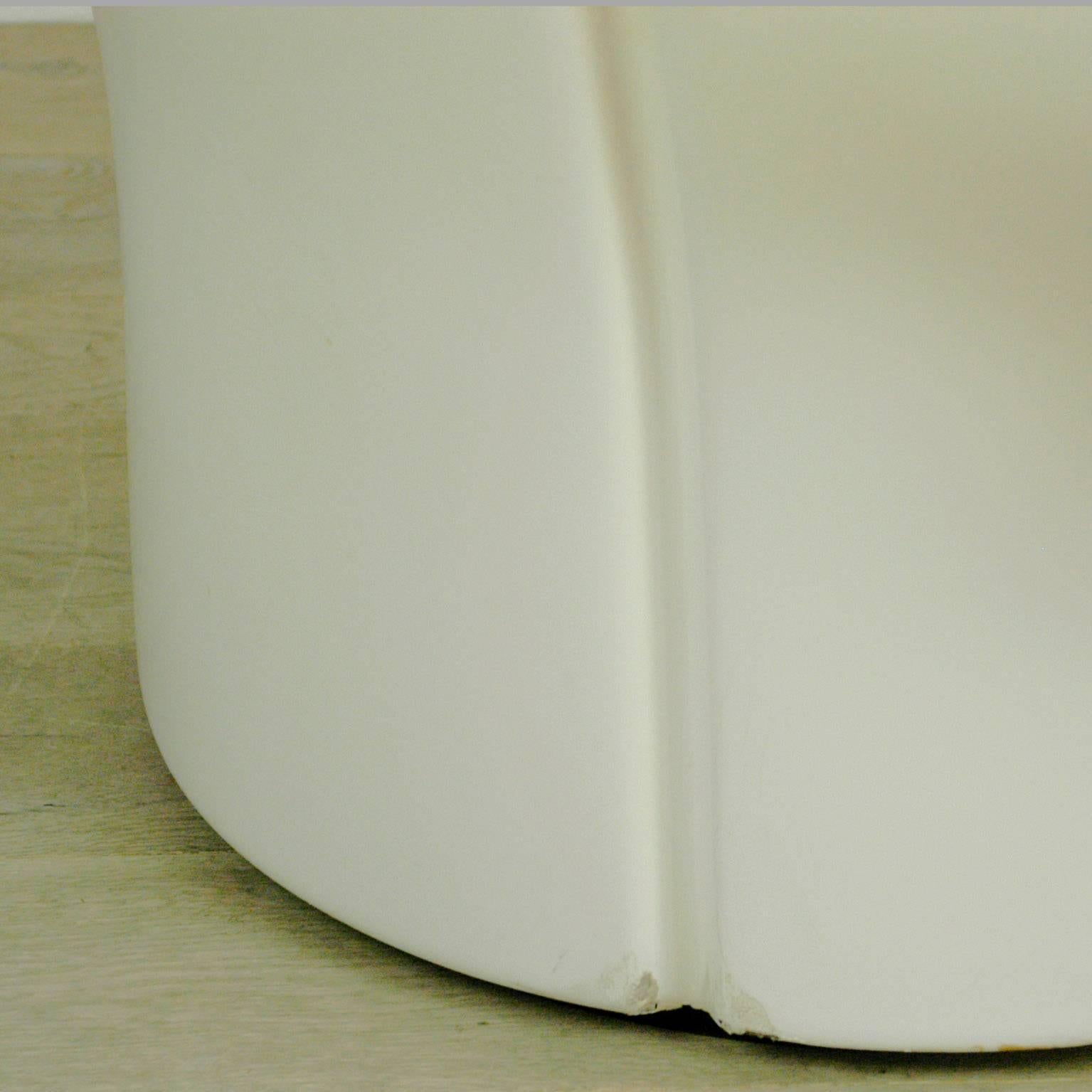 White and Black Elda Chair by Joe Colombo In Excellent Condition In Vienna, AT