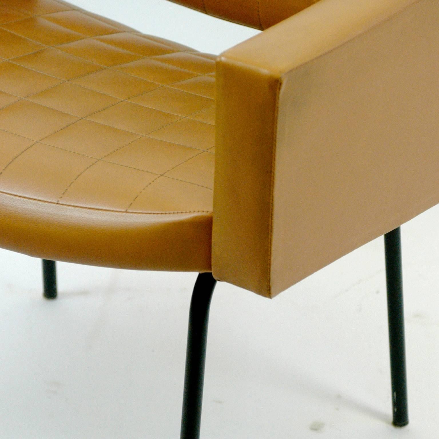 Midcentury Modern Cognac  Armchair by Pierre Guariche for Meurop In Good Condition In Vienna, AT