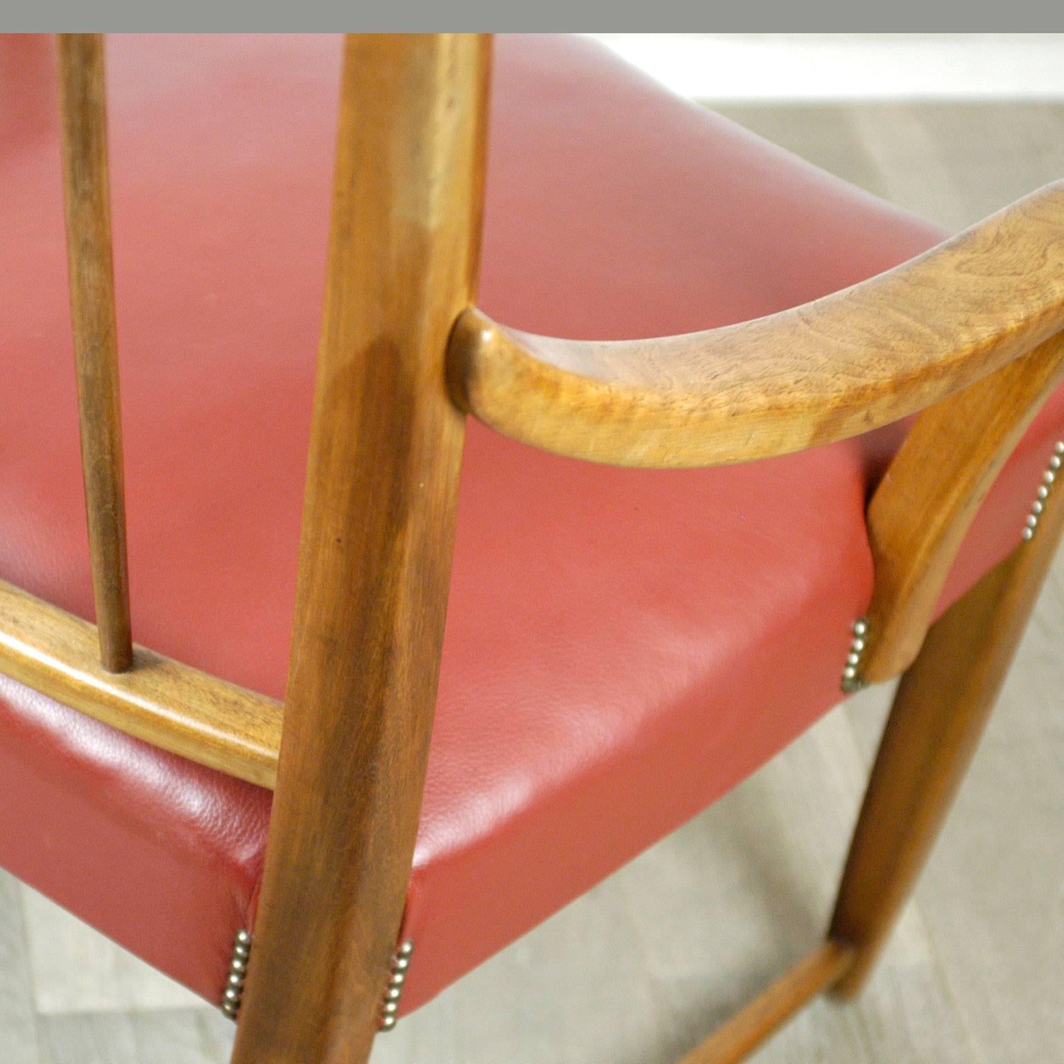 Austrian Midcentury Walnut and red Leather Armchair by Oswald Haerdtl 4