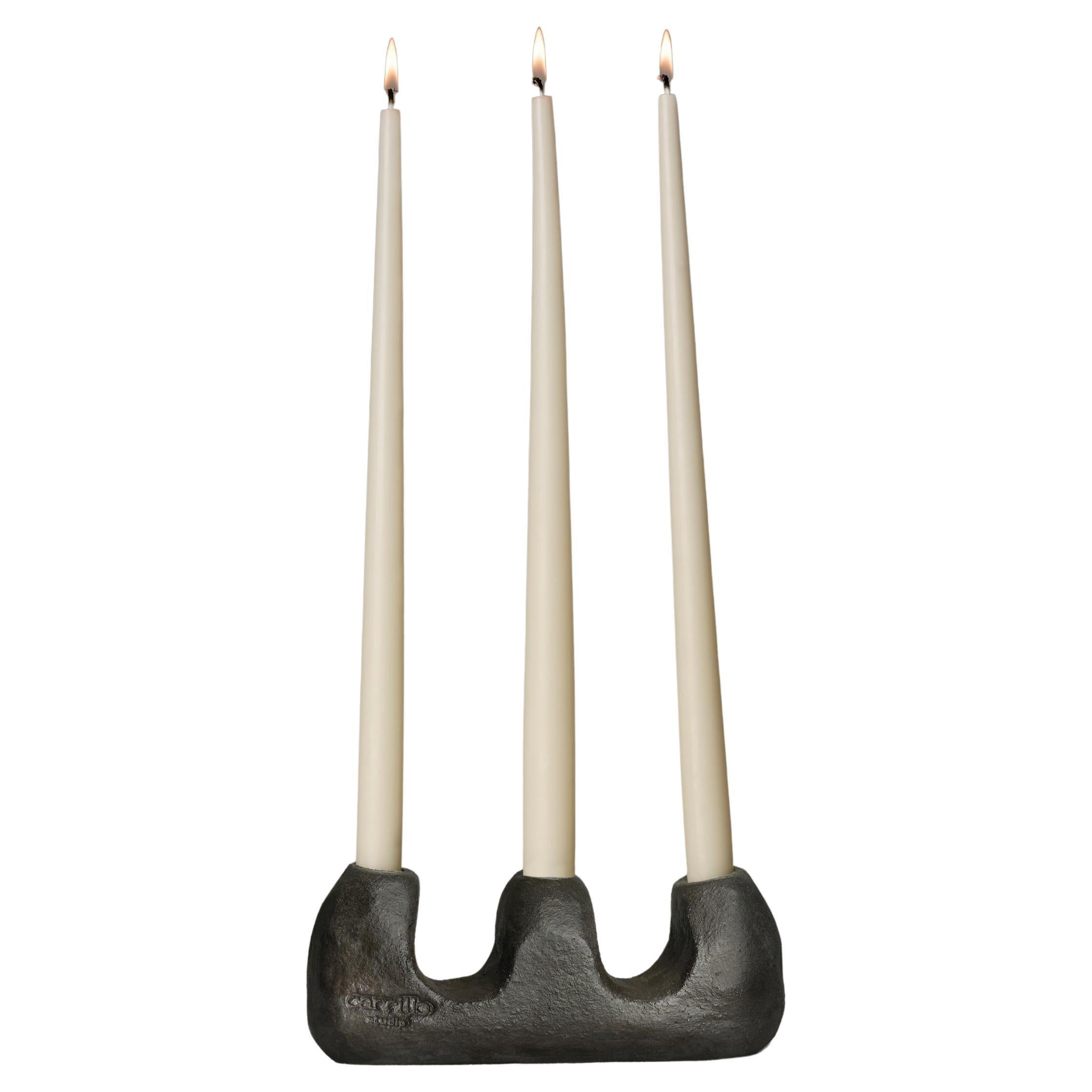 Lumière&Hombre Pair of Black Wax-Polished Stoneware Candelabras In New Condition For Sale In BARCELONA, ES