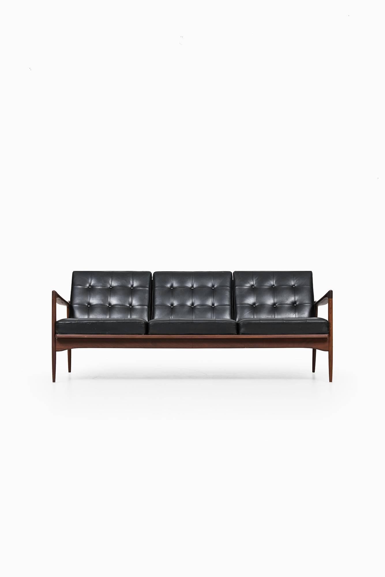 Rare sofa model Kandidaten designed by Ib Kofod-Larsen. Produced by OPE in Sweden.