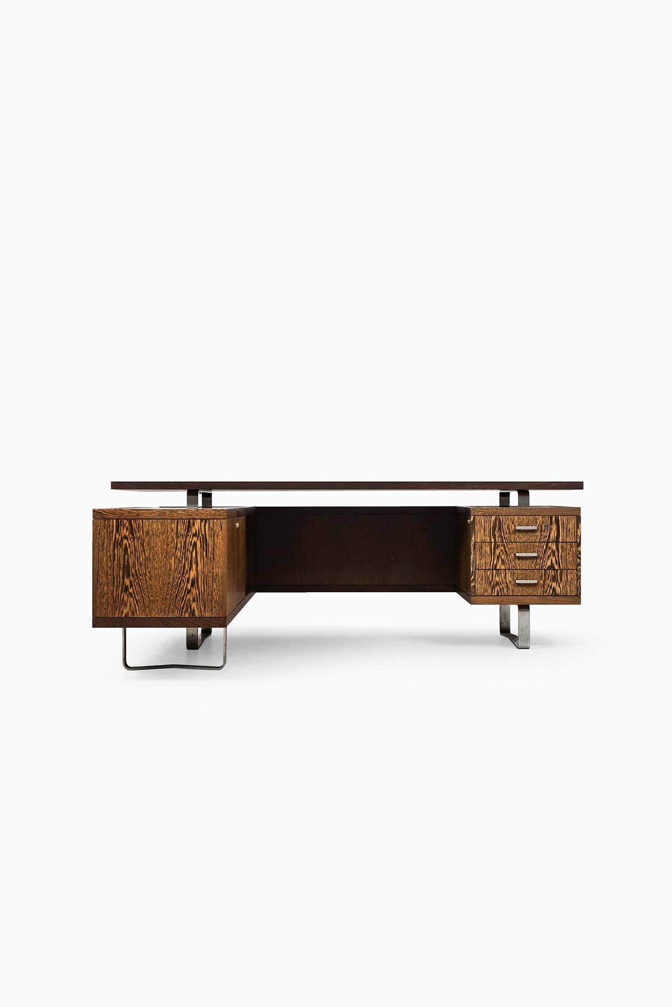 Rare freestanding desk designed by Jorgen Pedersen. Produced by E. Pedersen & Søn A/S in Denmark.