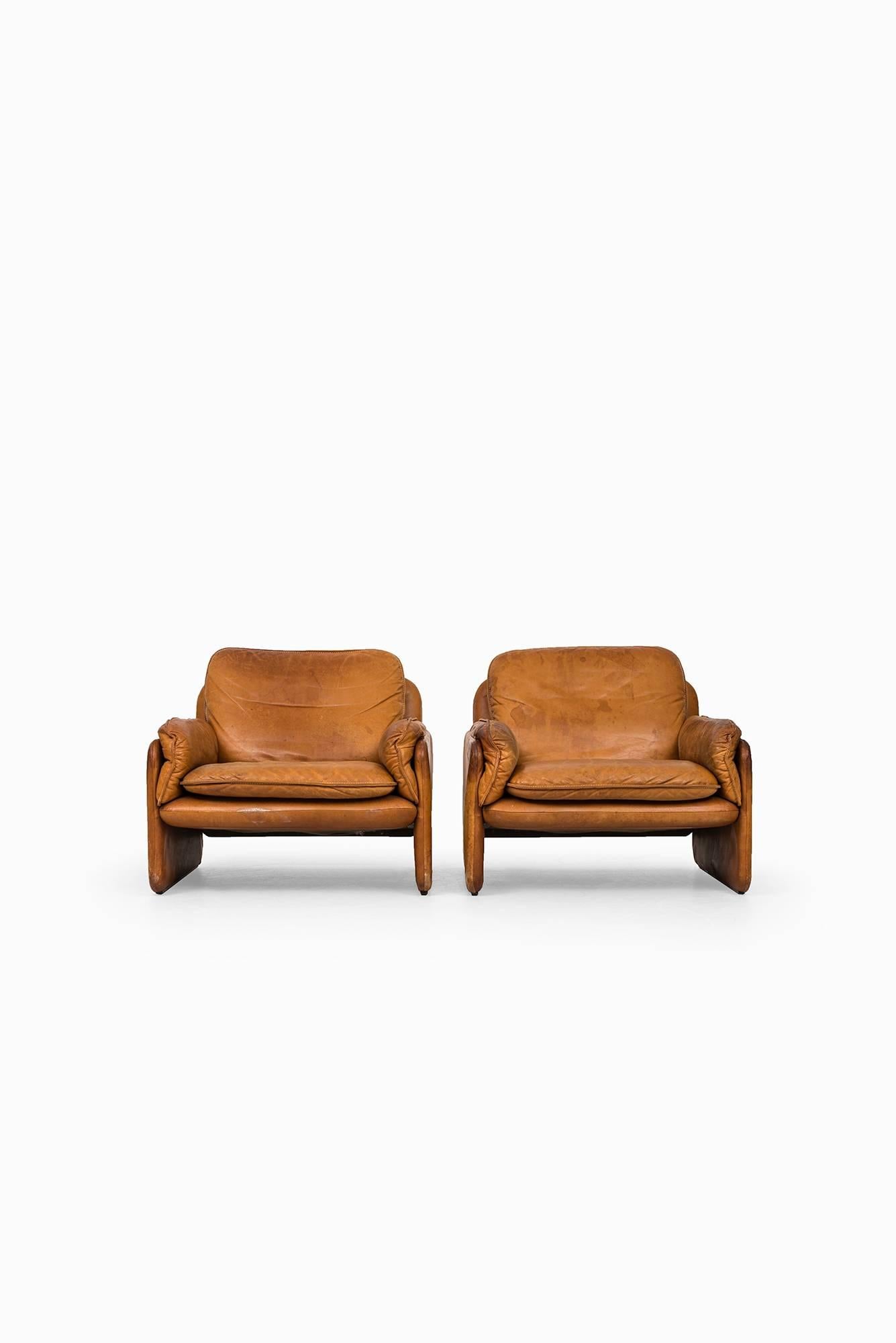 Rare pair of easy chairs designed by design team at De Sede. Produced by De Sede in Switzerland.