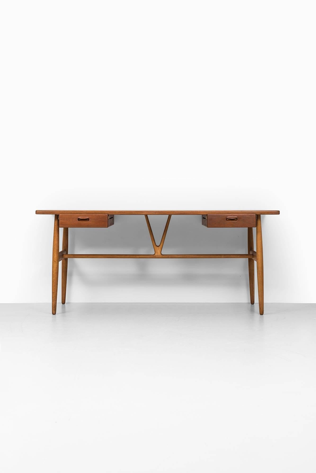 Scandinavian Modern Hans Wegner Wishbone / Model JH 563 Desk by Johannes Hansen in Denmark