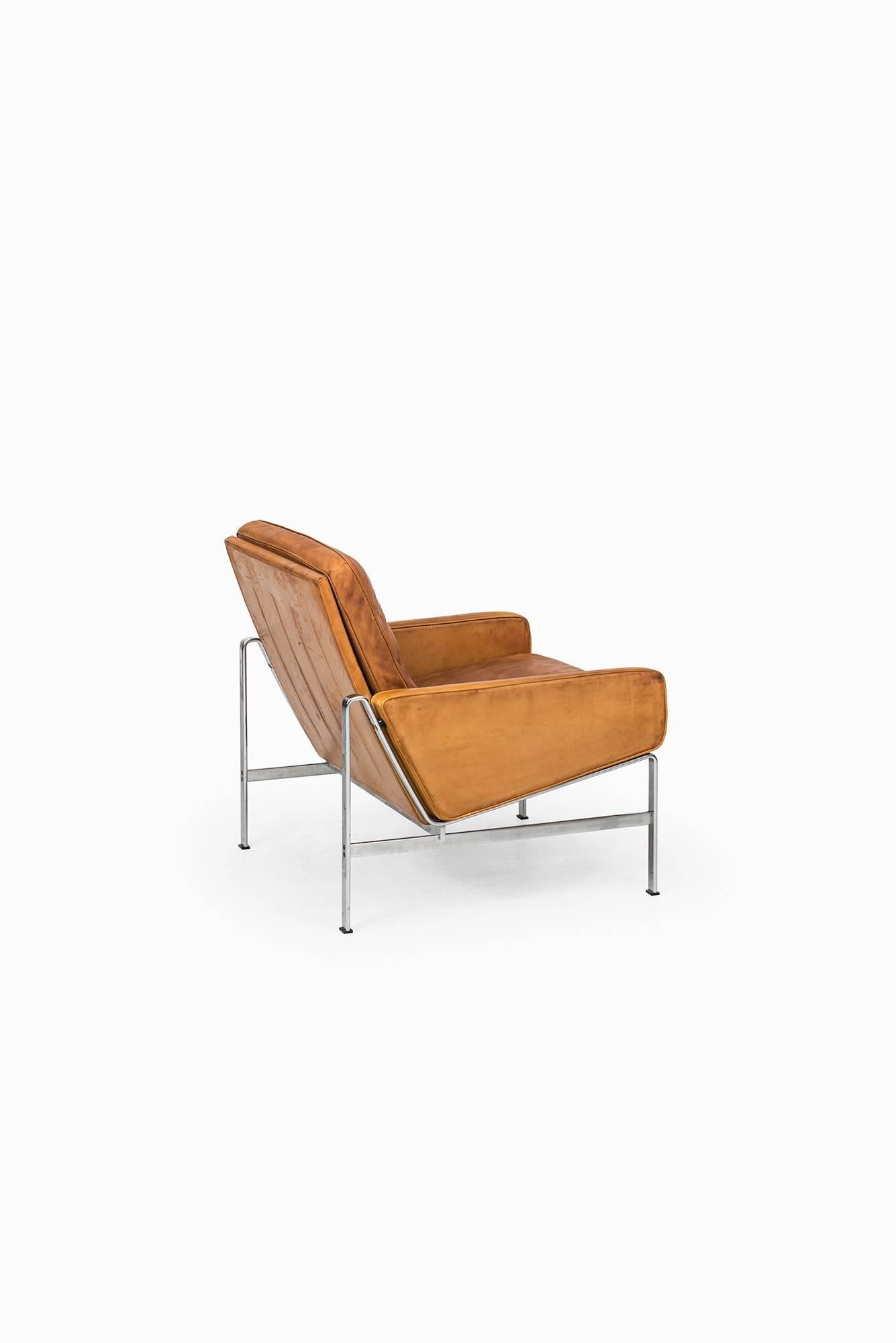 Rare easy chair model FK6720 designed by Preben Fabricius and Jørgen Kastholm. Produced by Kill International in Denmark.