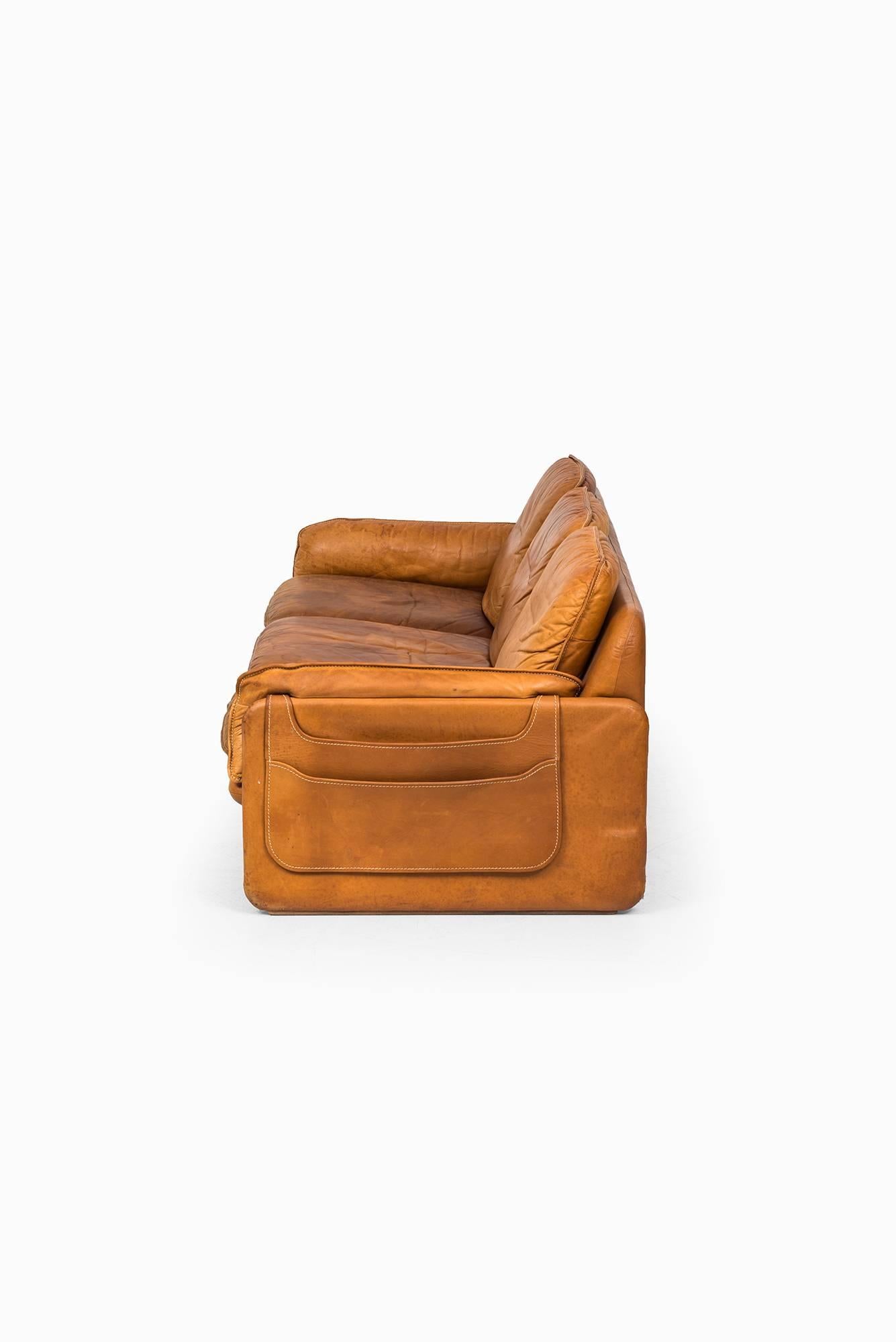 Cognac Brown Sofa Produced by De Sede in Switzerland (Mitte des 20. Jahrhunderts)