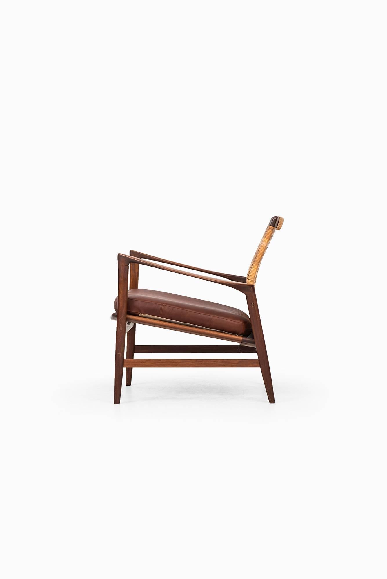 Scandinavian Modern Ib Kofod-Larsen Easy Chair Model Åre Produced by OPE in Sweden