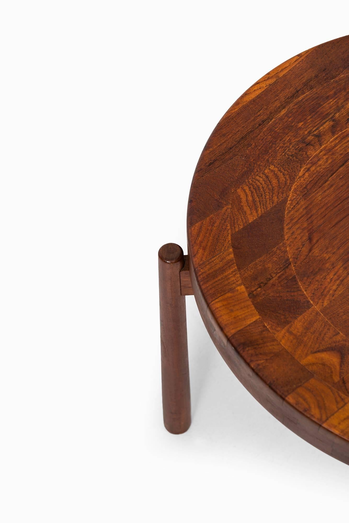 A pair of side tables / fruit bowl in teak designed by Jens Harald Quistgaard. Produced by Nissen in Denmark.