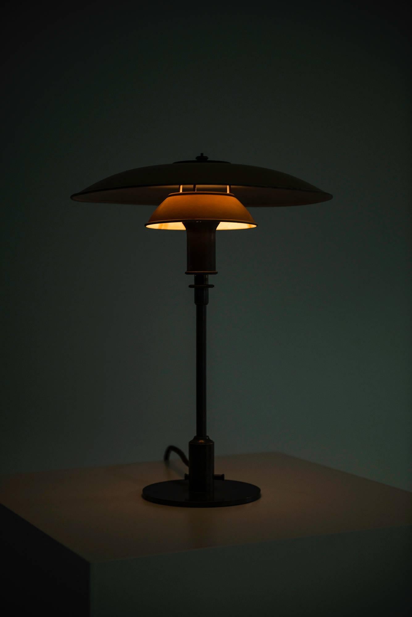 Mid-20th Century Poul Henningsen Table Lamp Model PH 3½/2 Produced by Louis Poulsen in Denmark