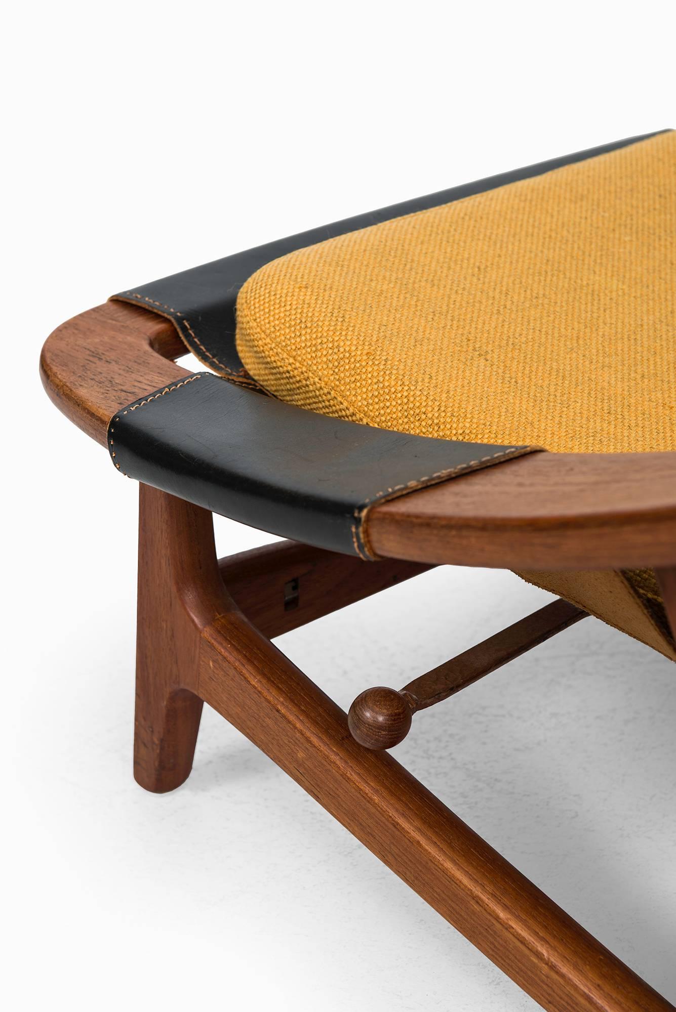 Fabric Arne Tidemand-Ruud Lounge Chair Model Holmenkollen by Norcraft in Norway