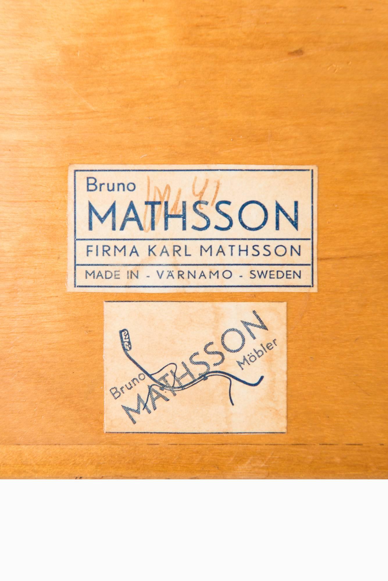 Swedish Bruno Mathsson Book Crib Model T-704 by Karl Mathsson in Värnamo, Sweden