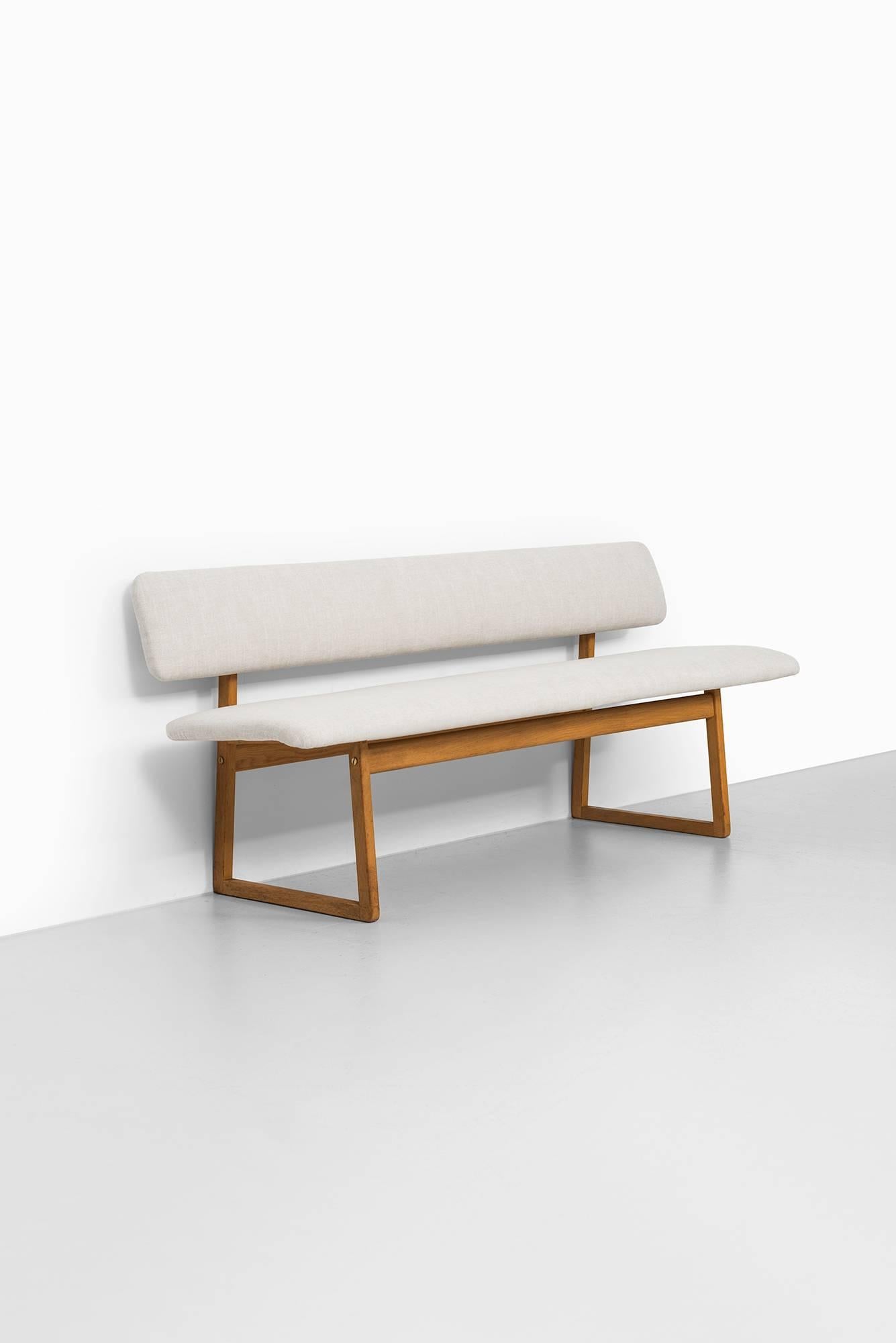 Scandinavian Modern Børge Mogensen Sofa Model Öresund by Karl Andersson & Söner in Sweden