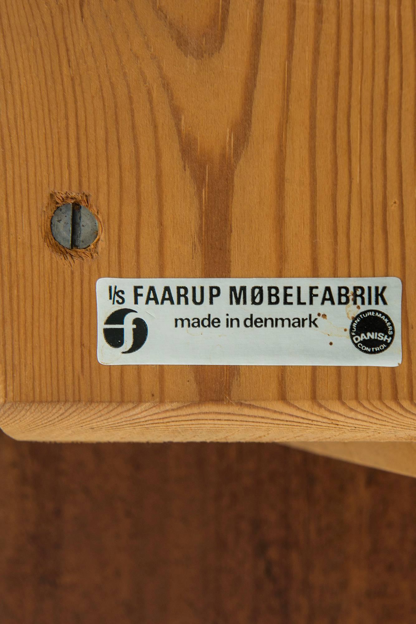 Ib Kofod-Larsen Dining Table by Faarup Møbelfabrik in Denmark 1