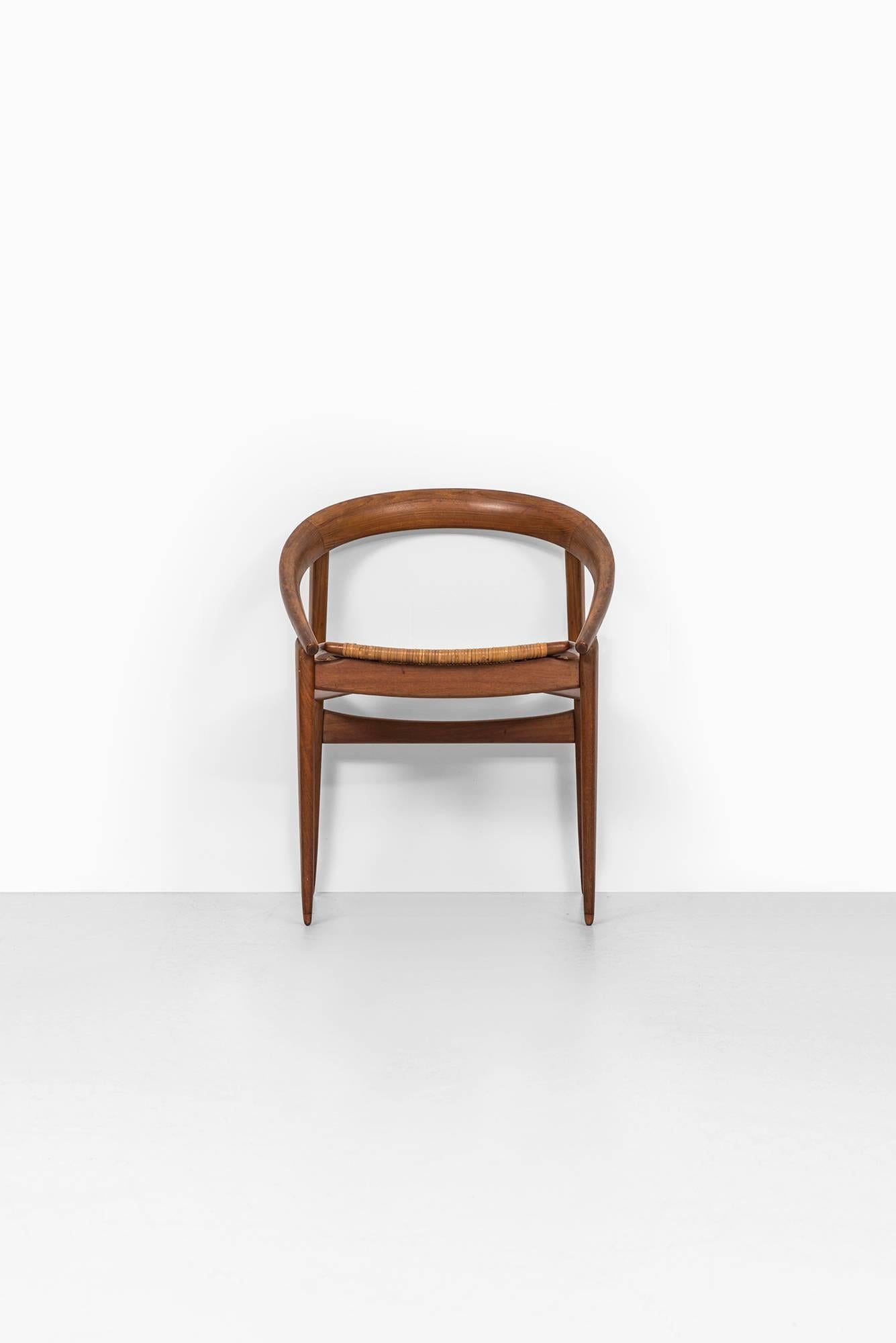 Very rare armchair designed by H. Brockmann-Petersen. Produced by cabinetmaker Louis G. Thiersen in Denmark.