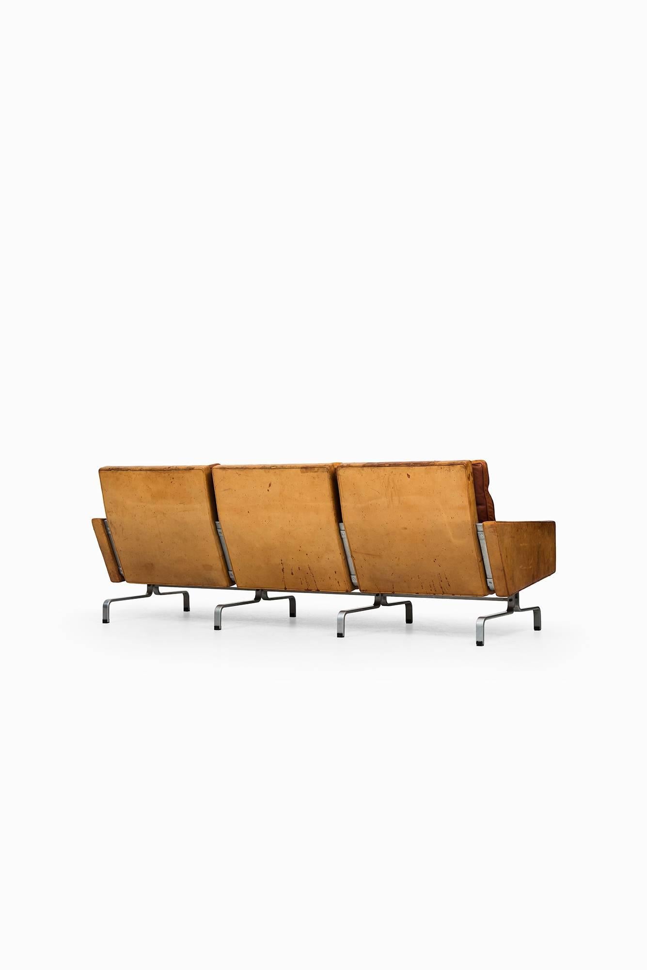 Scandinavian Modern Poul Kjærholm Sofa Model PK-31 by E. Kold Christensen in Denmark