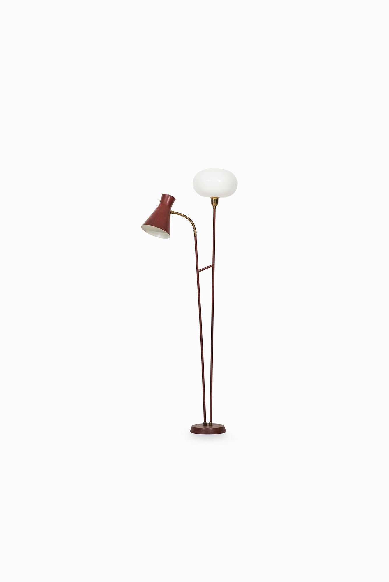 Floor lamp in the manner of Hans Bergström. Produced in Sweden.