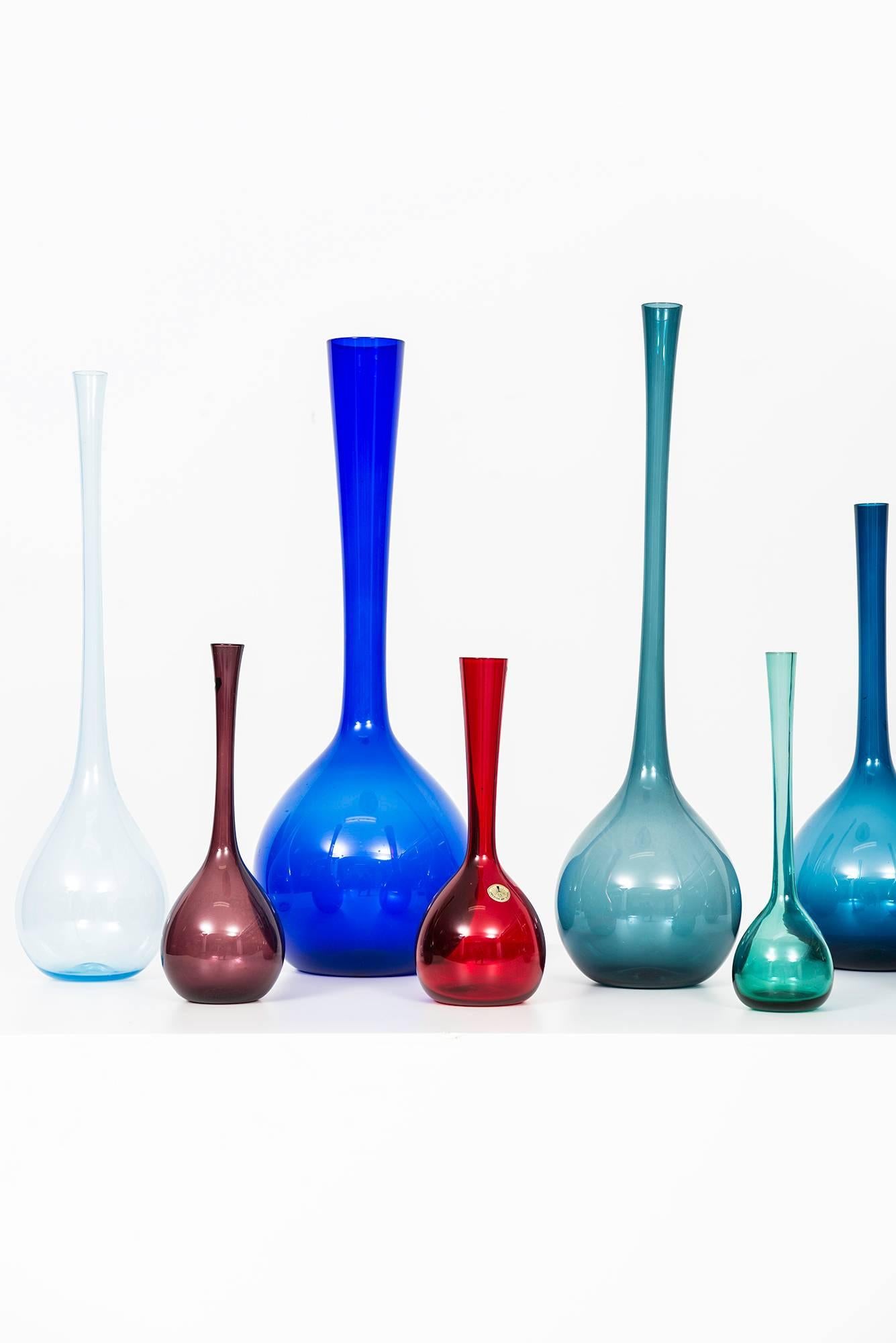 A set of eight-glass vases designed by Arthur Percy. Produced by Gullaskruf in Sweden. Height is between 24.5 - 52 cm.