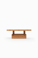 Roland Wilhelmsson Couchtisch von Karl Andersson und Soner in Schweden