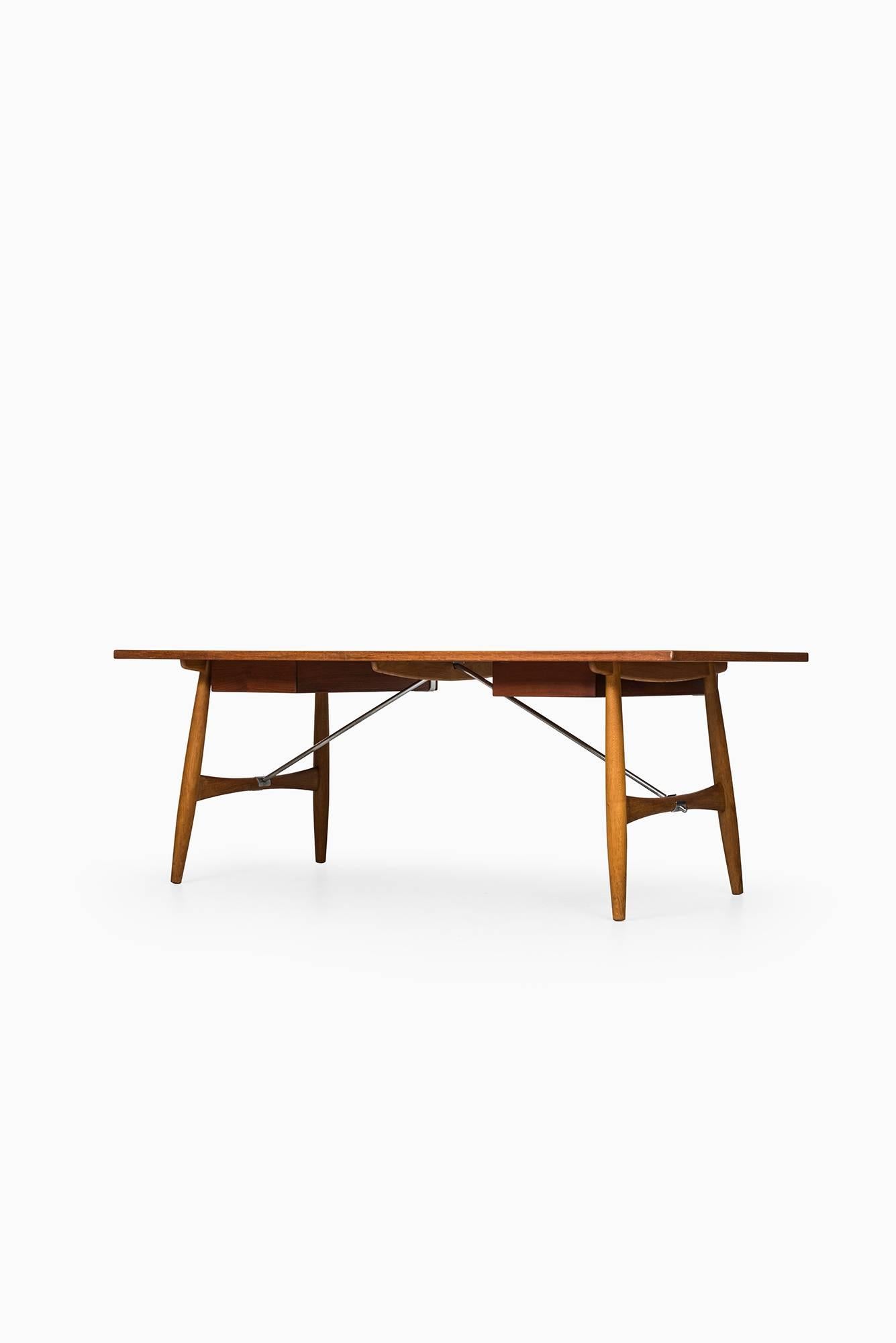 Danish Hans Wegner Desk Model JH-571 by Johannes Hansen in Denmark