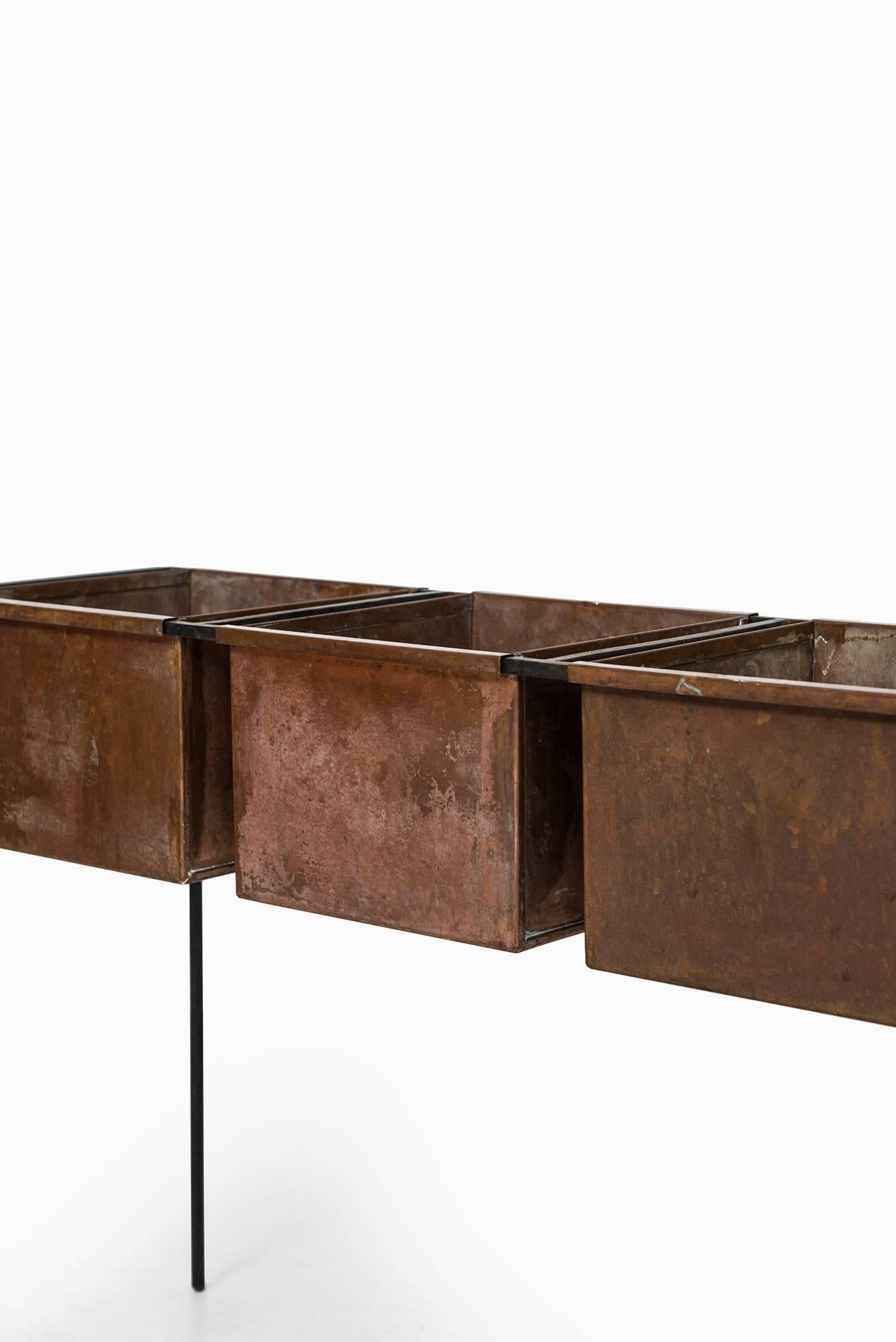 Mid-20th Century Hans-Agne Jakobsson Flower Table in Copper For Sale