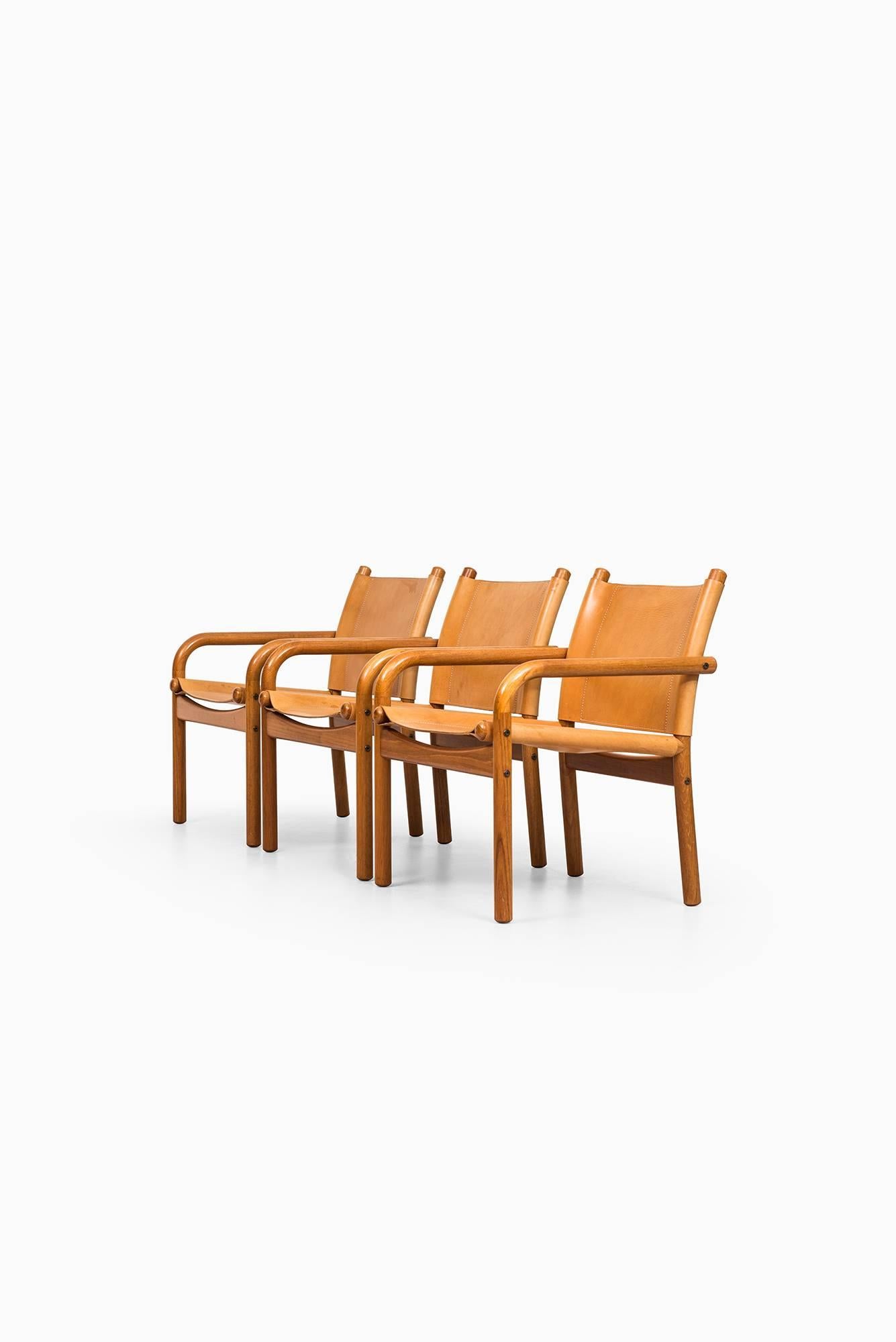 Danish Easy Chairs in Oak and Cognac Brown Leather by Bernstorffsminde Møbelfabrik