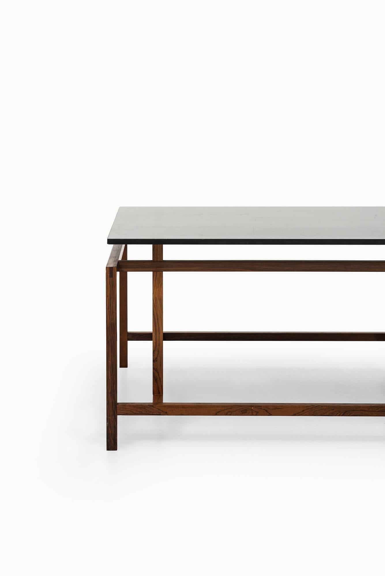 komfort coffee table