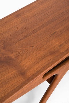 Johannes Andersen Smile Coffee Table by CFC Silkeborg in Denmark