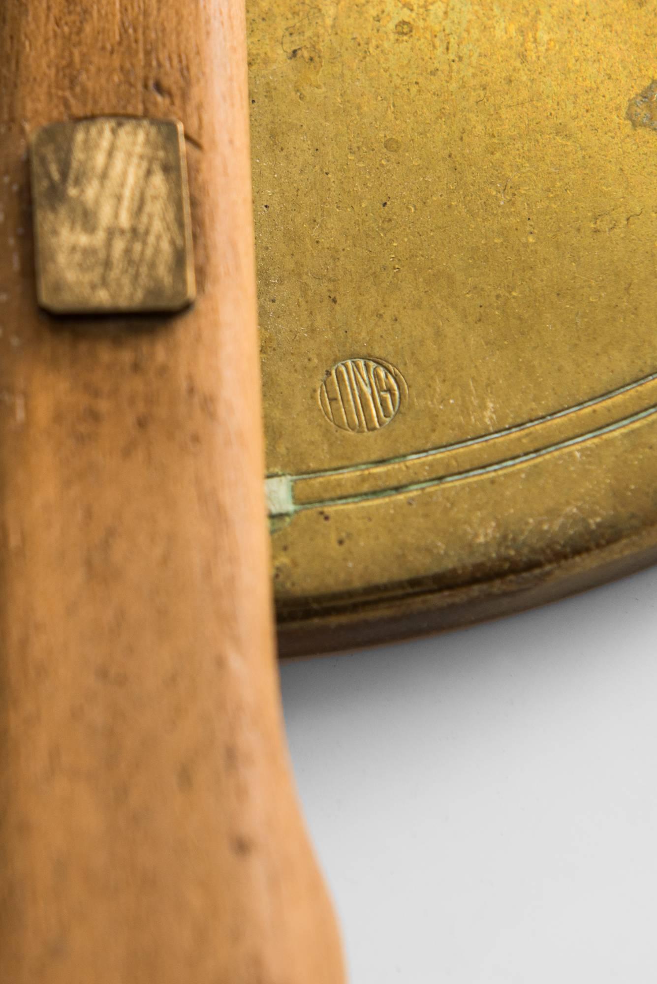 Rare miroir à main probablement produit en Suède.