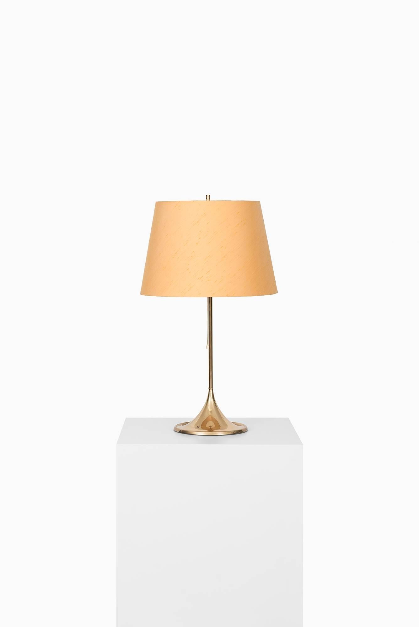 Swedish Table Lamp Model B-024 by Bergbom in Sweden For Sale