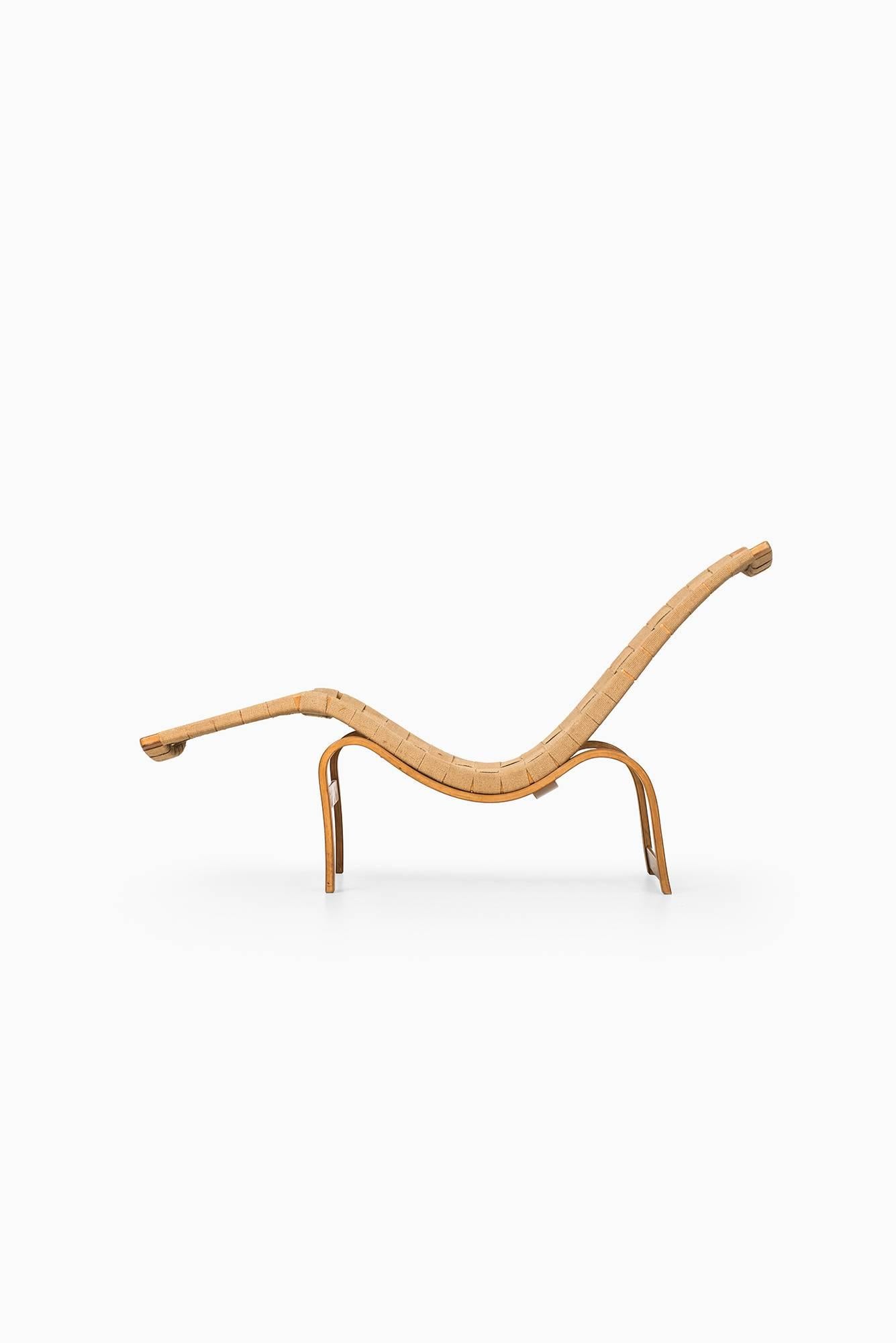 Scandinavian Modern Bruno Mathsson Lounge Chair Model 36 by Karl Mathsson in Sweden