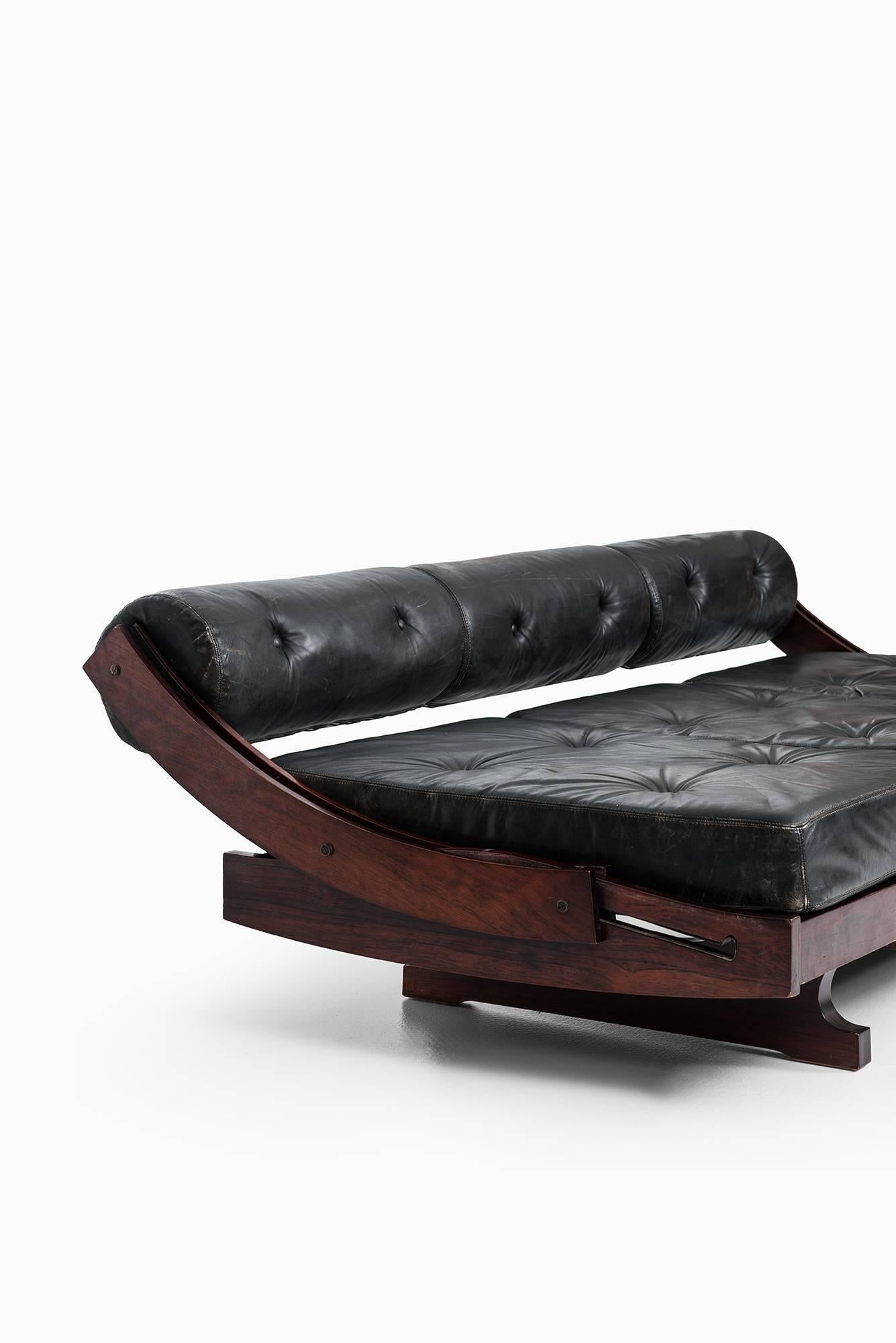 Mid-Century Modern Gianni Songia Daybed / Sofa Model GS 195 by Sormani in Italy