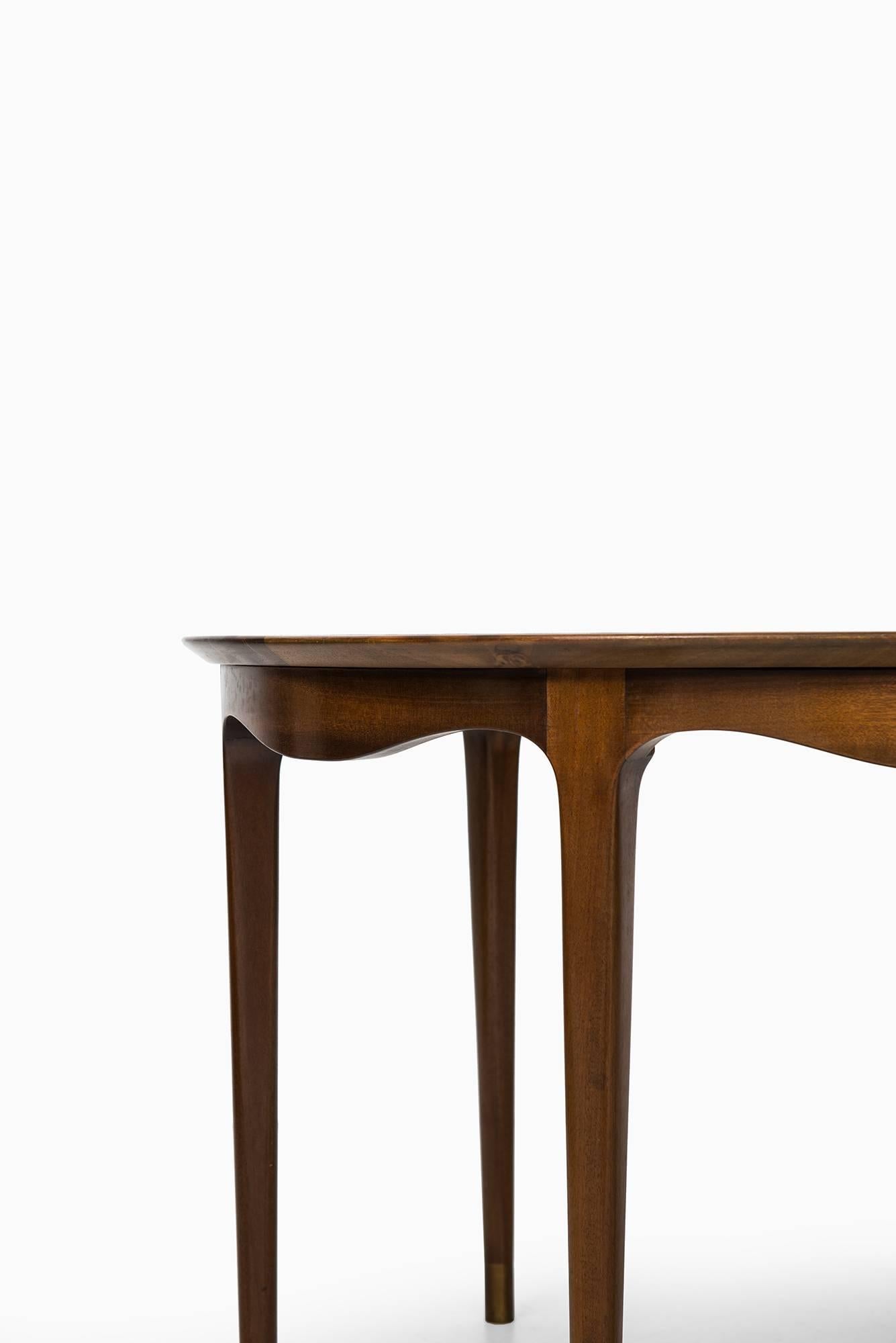 Ole Wanscher Side Table by Cabinetmaker A.J. Iversen in Denmark 2